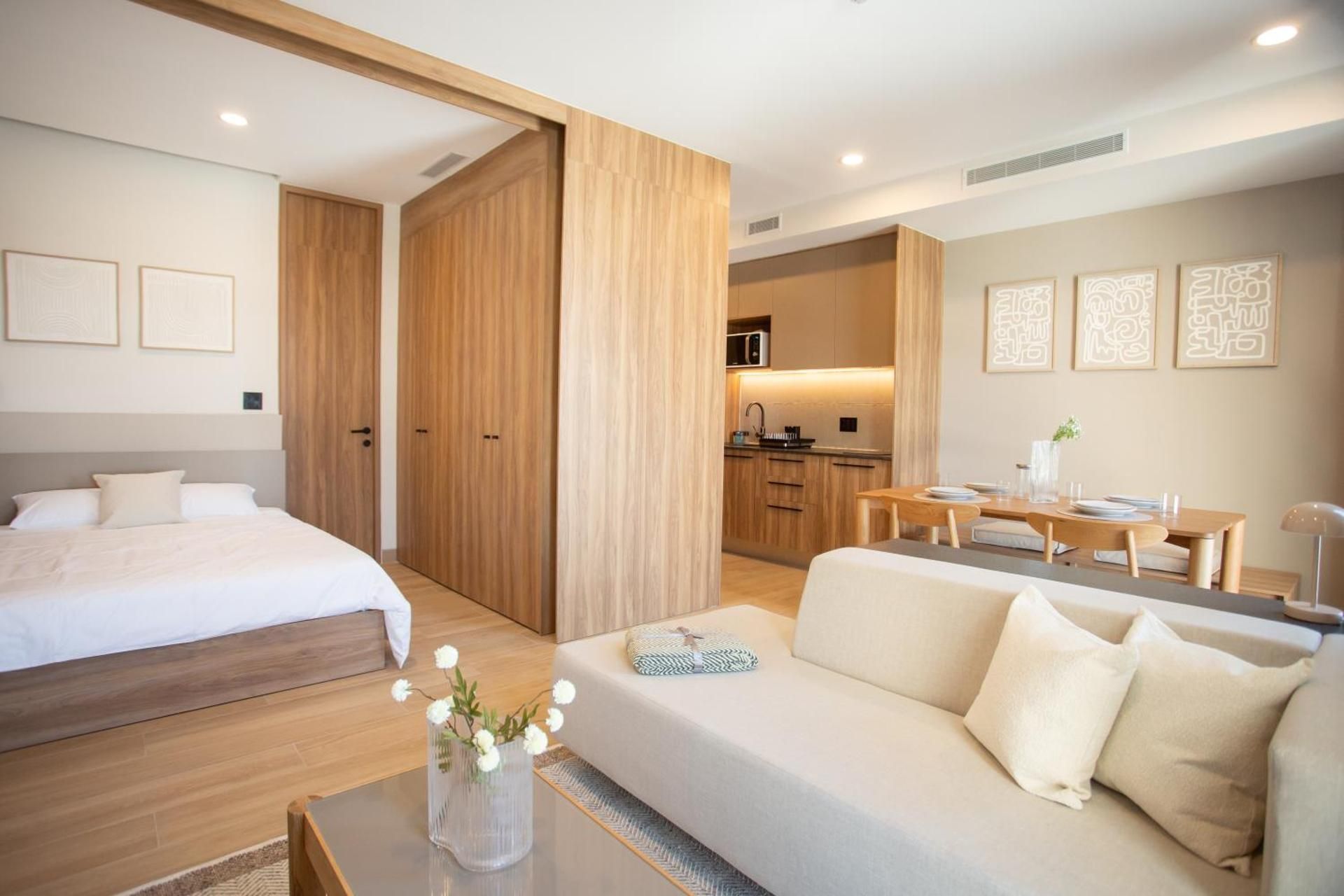 One-Bedroom Apartment