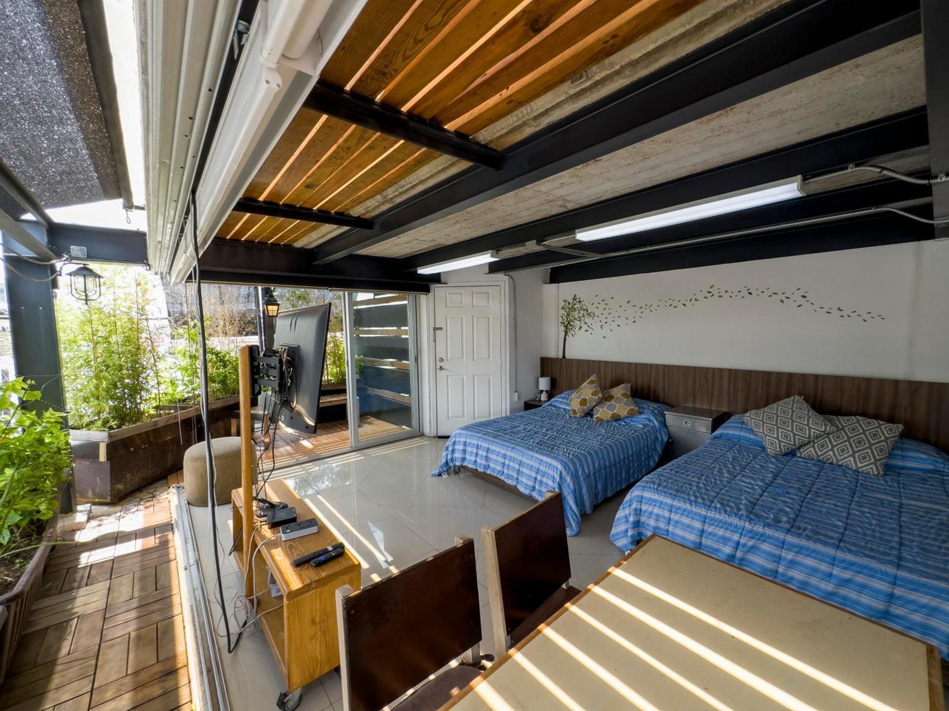 Apartment with Balcony