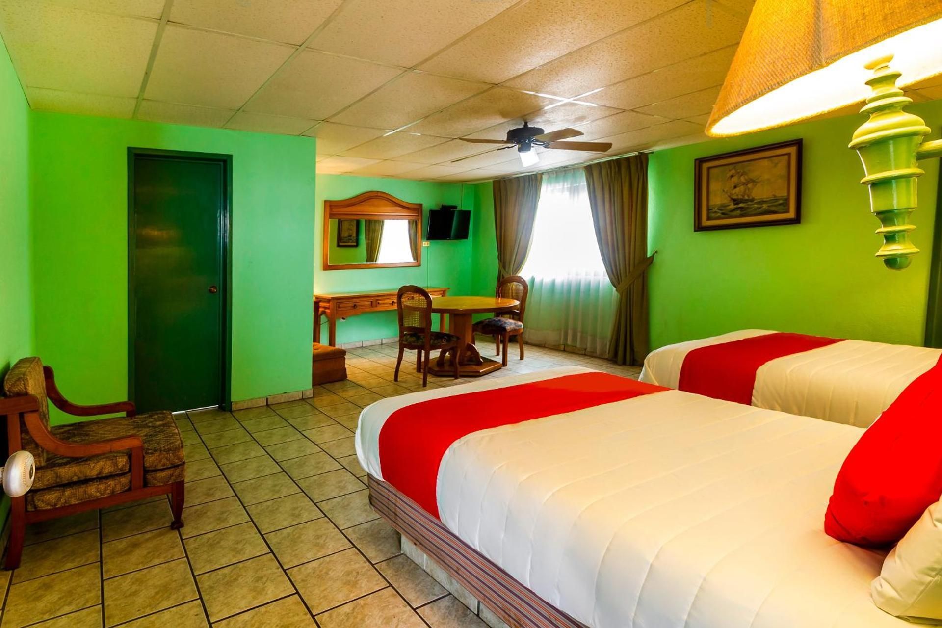 Standard Double Suite