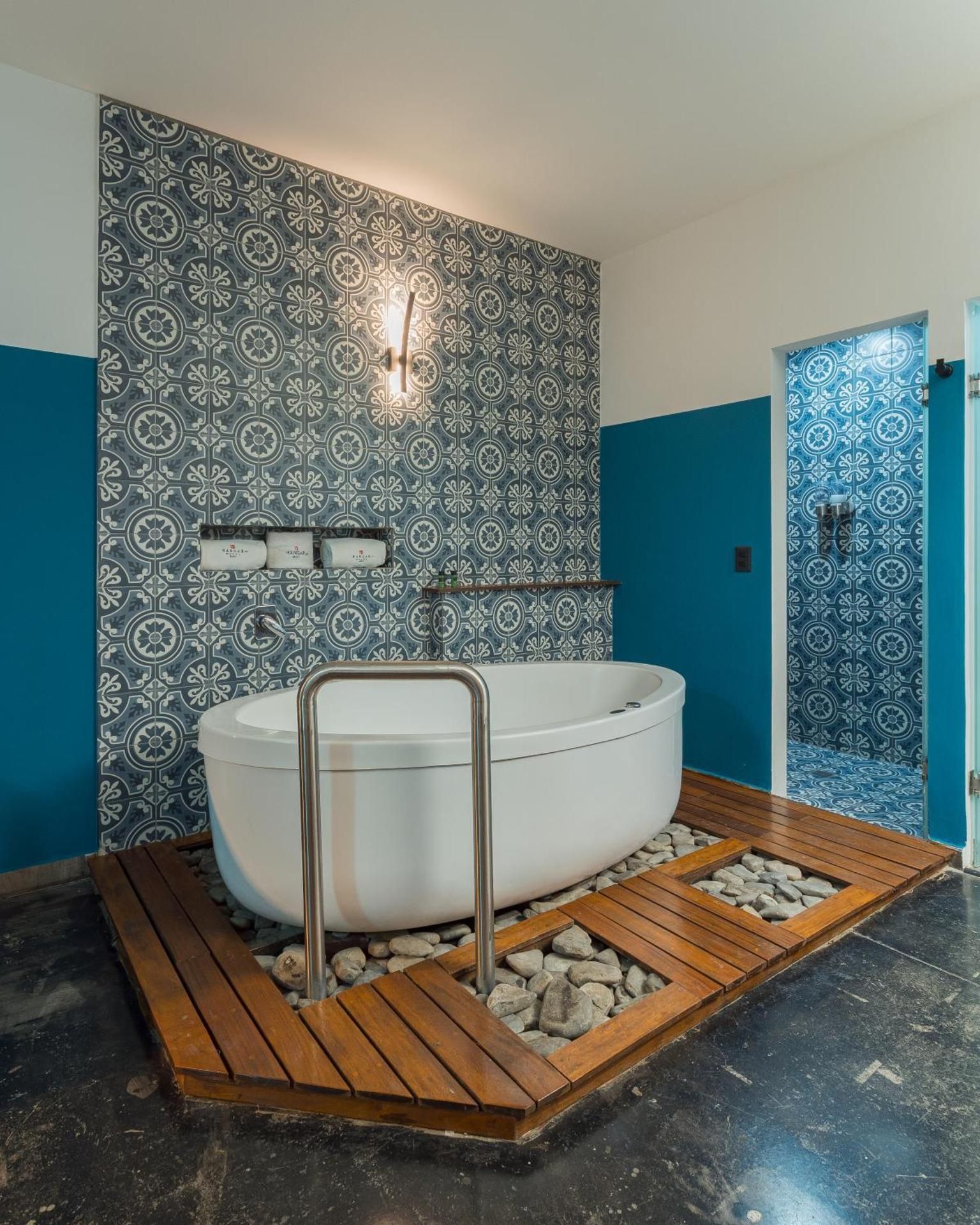 King Suite with Spa Bath