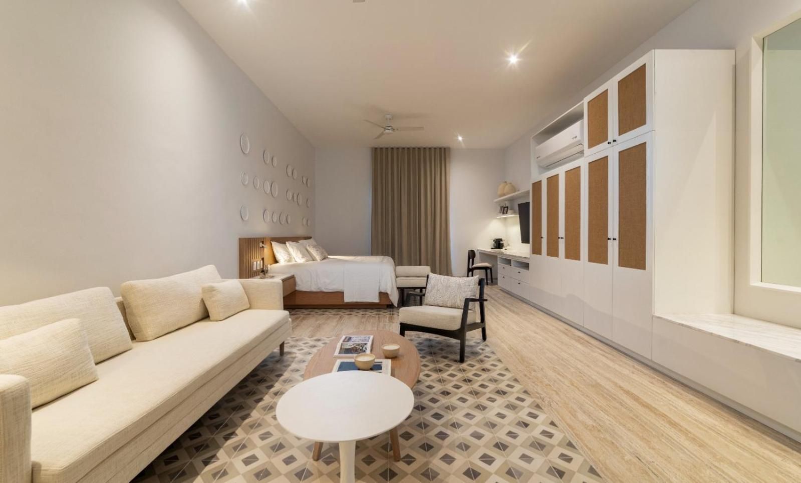 Deluxe Junior Suite