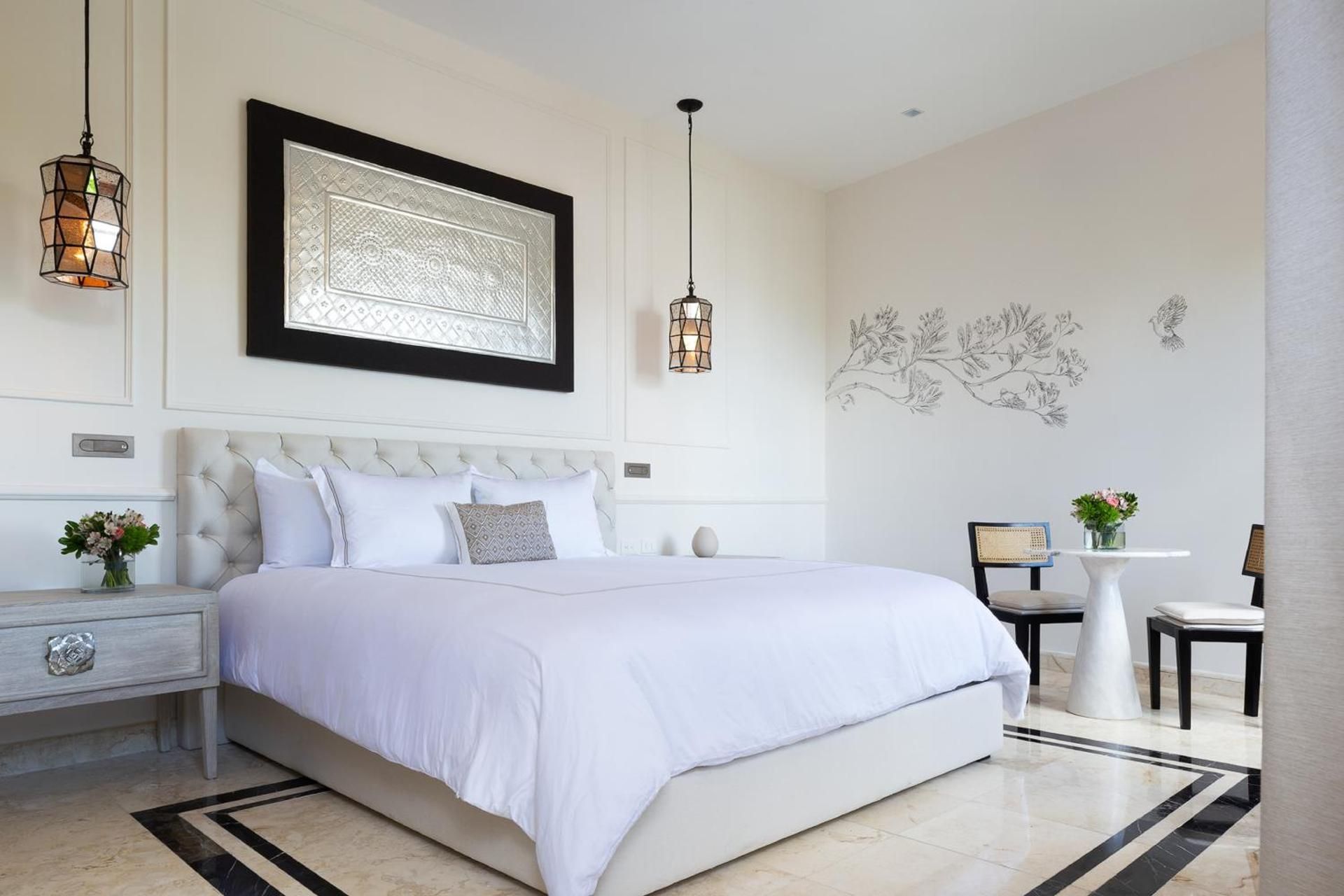 Junior Suite with Pool View