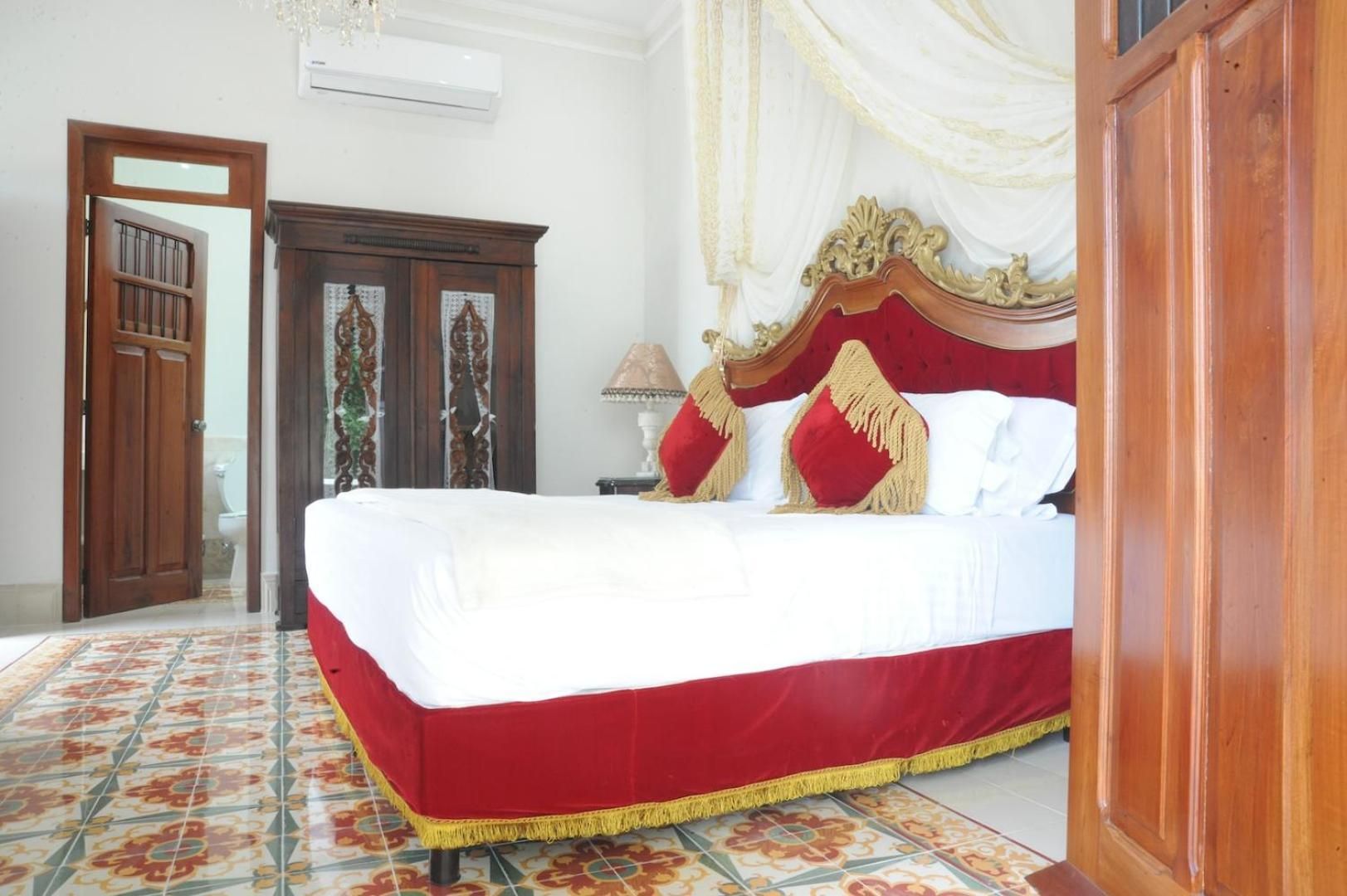 King Room - Alicia