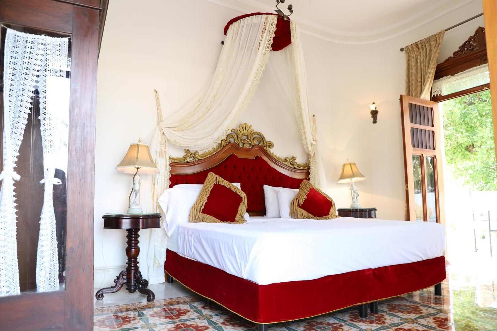 King Room - Alicia