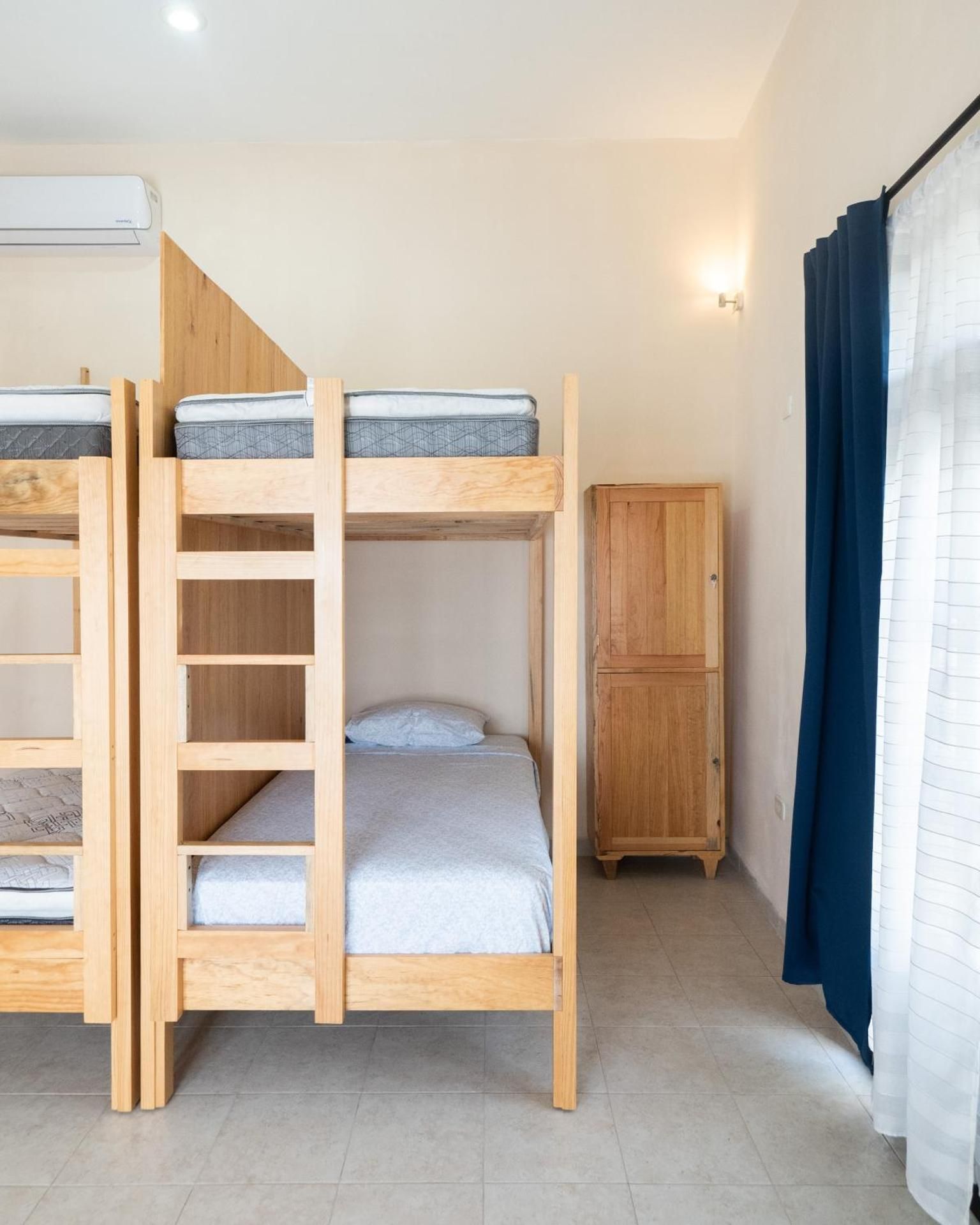 Bed in 8-Bed Mixed Dormitory Room