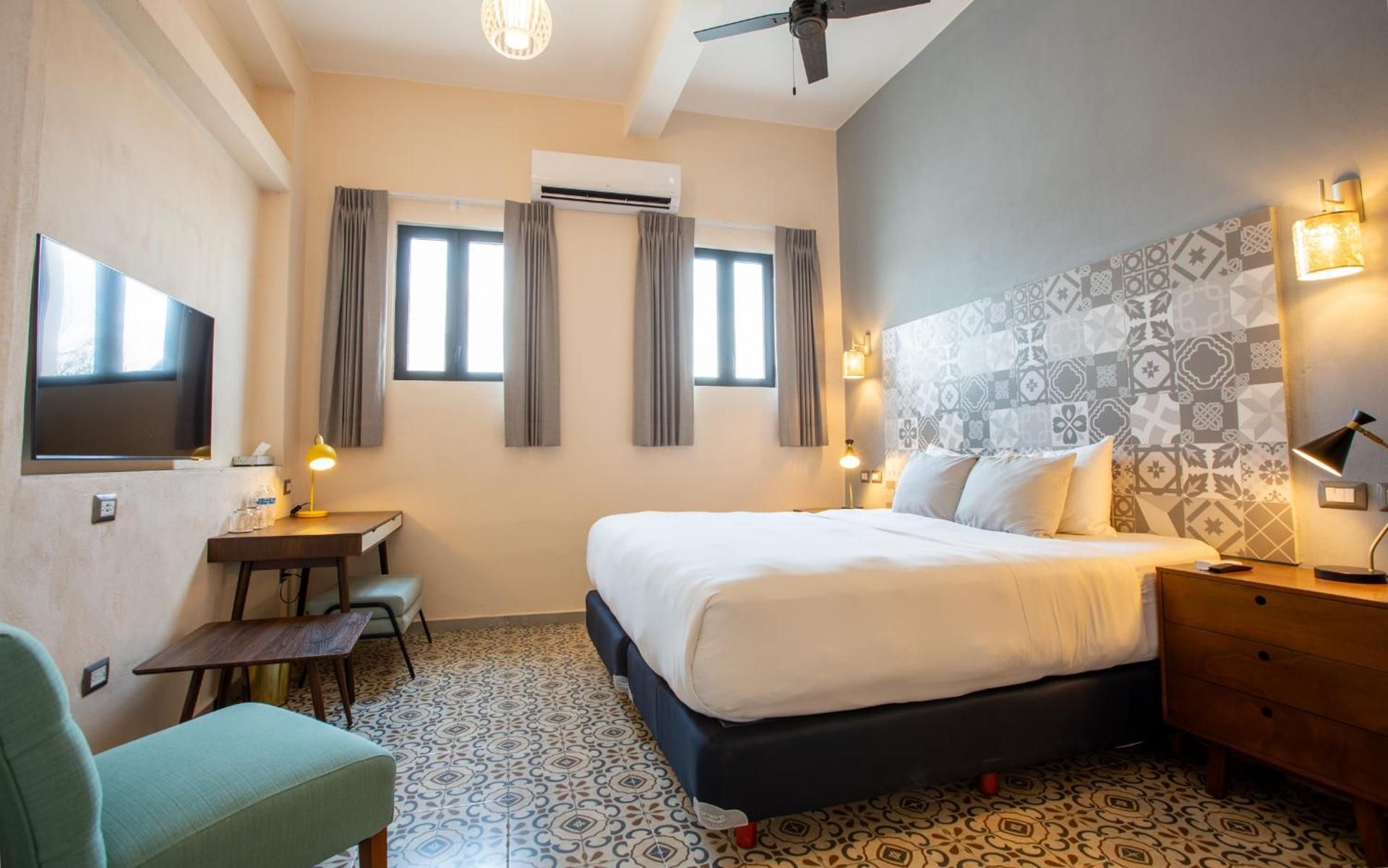 Deluxe Double Room with Bath