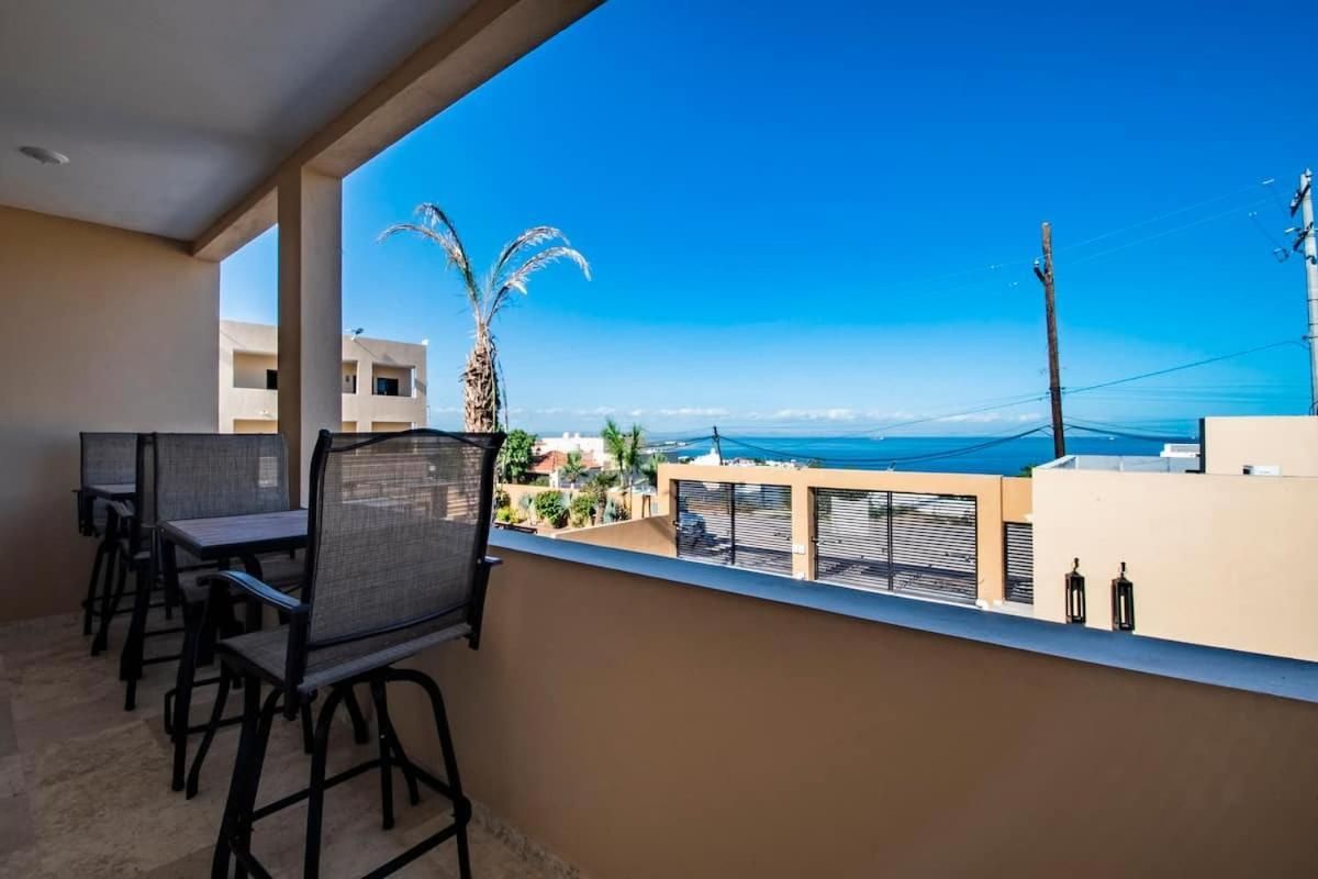 Three-Bedroom Deluxe Apartment