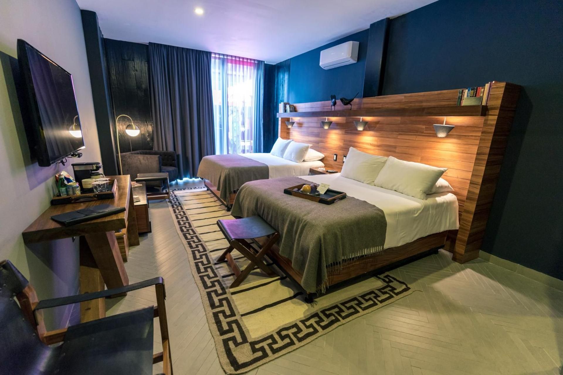 Suite with fire pit