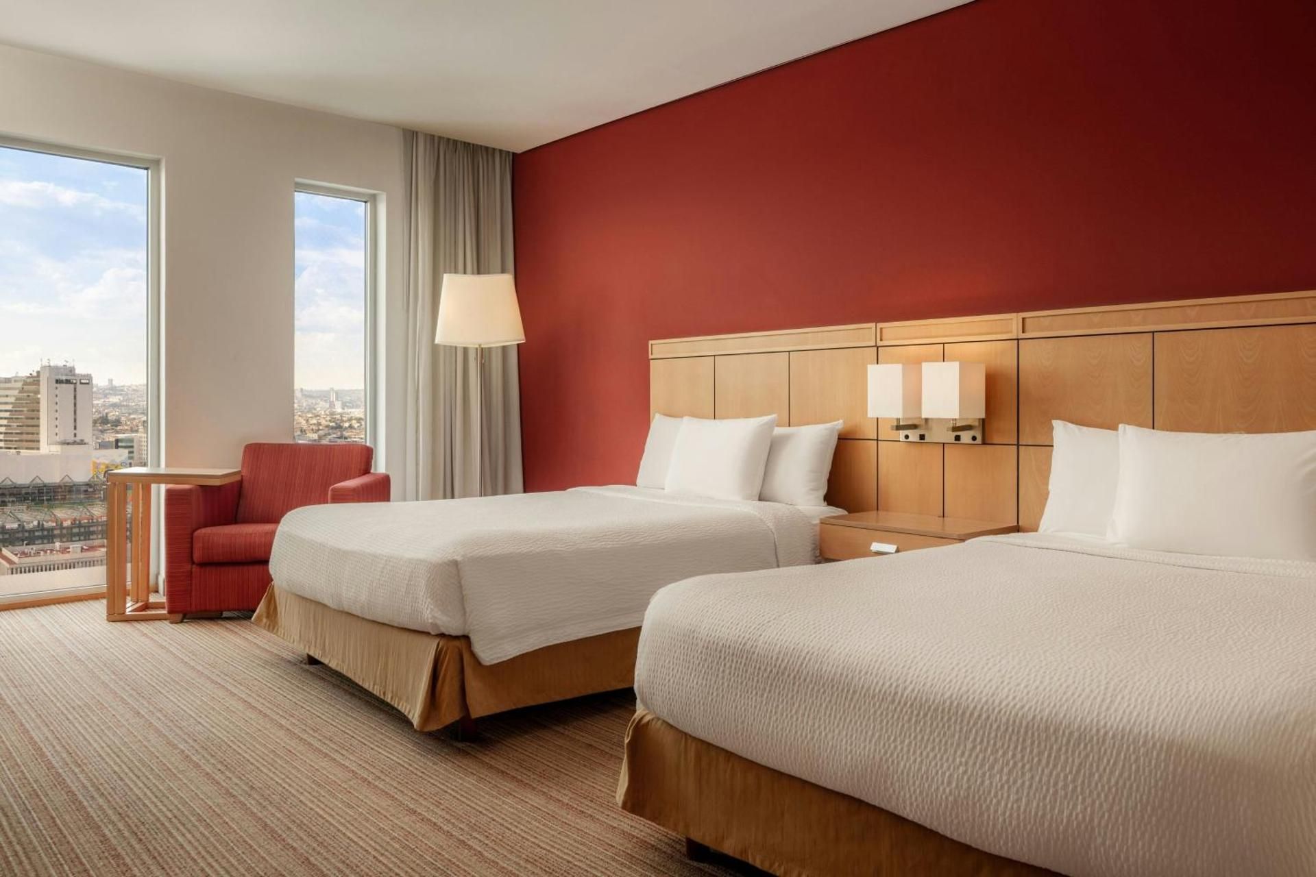 2 Queen beds, Guest room, 2 Queen