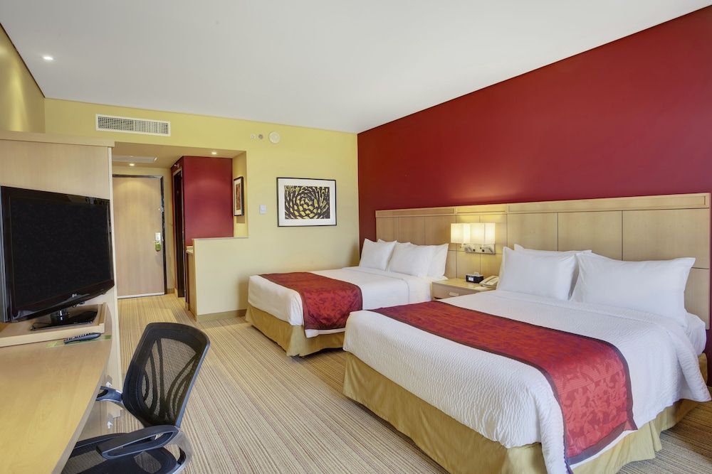 Room, 2 Queen Beds