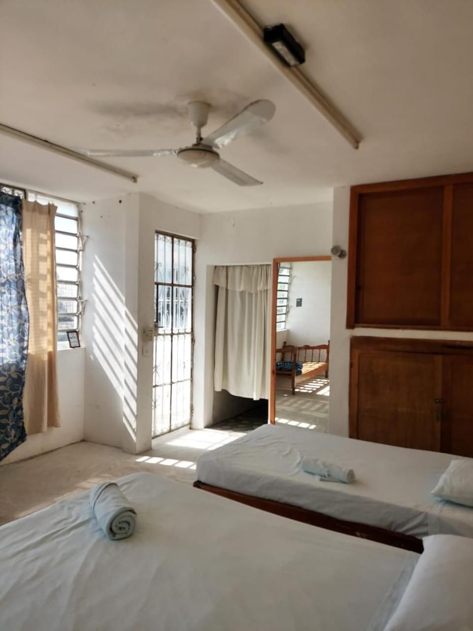 Economy Triple Room with Shared Bathroom