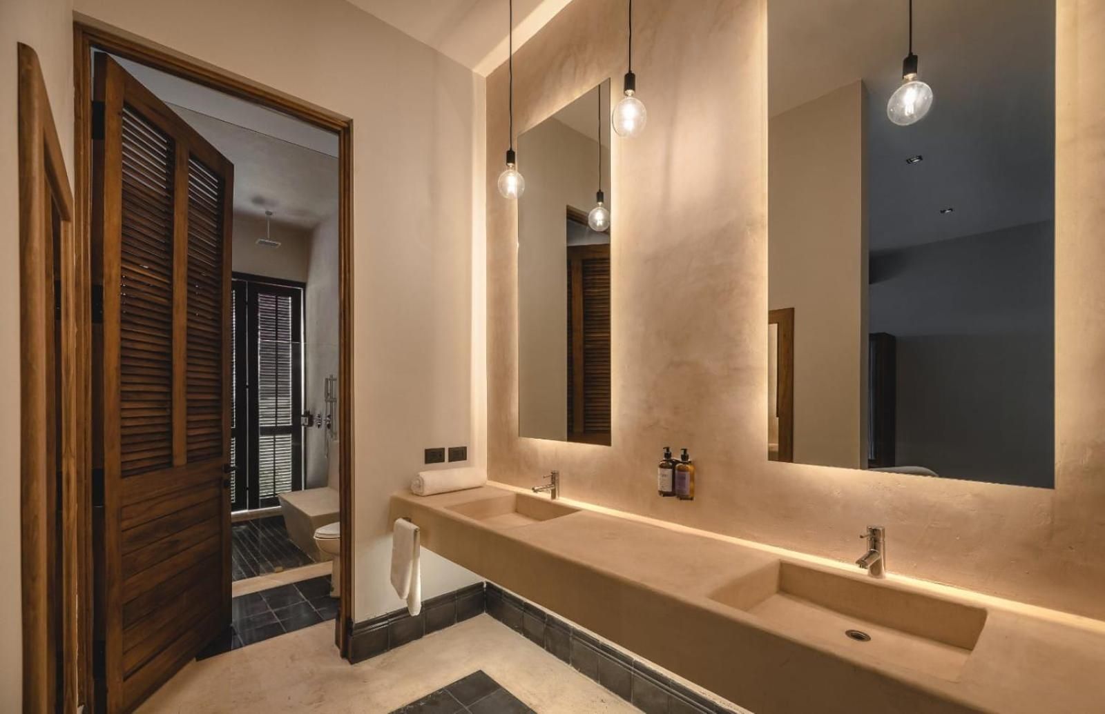 Standard Suite