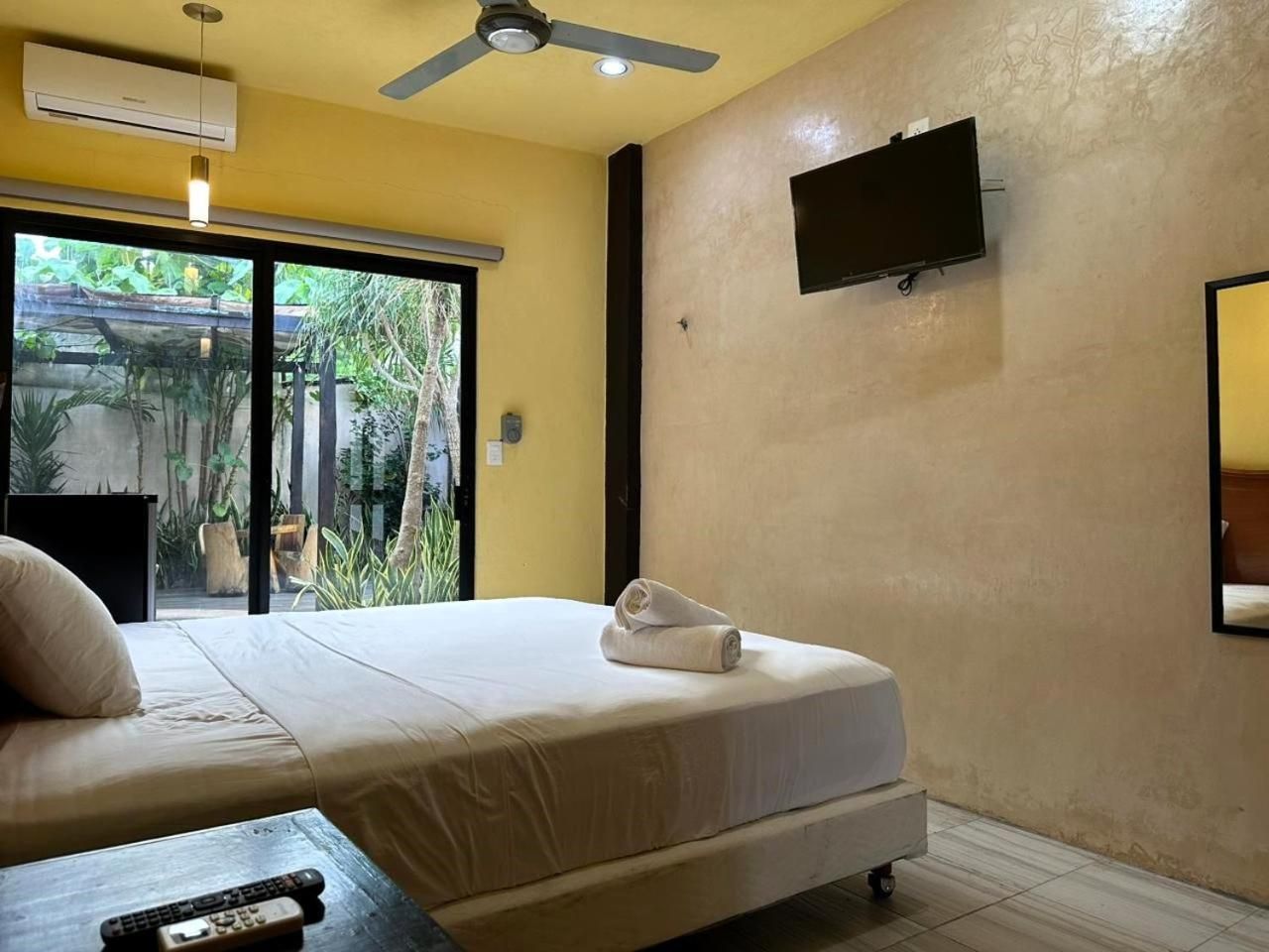 Double Room with Pool View