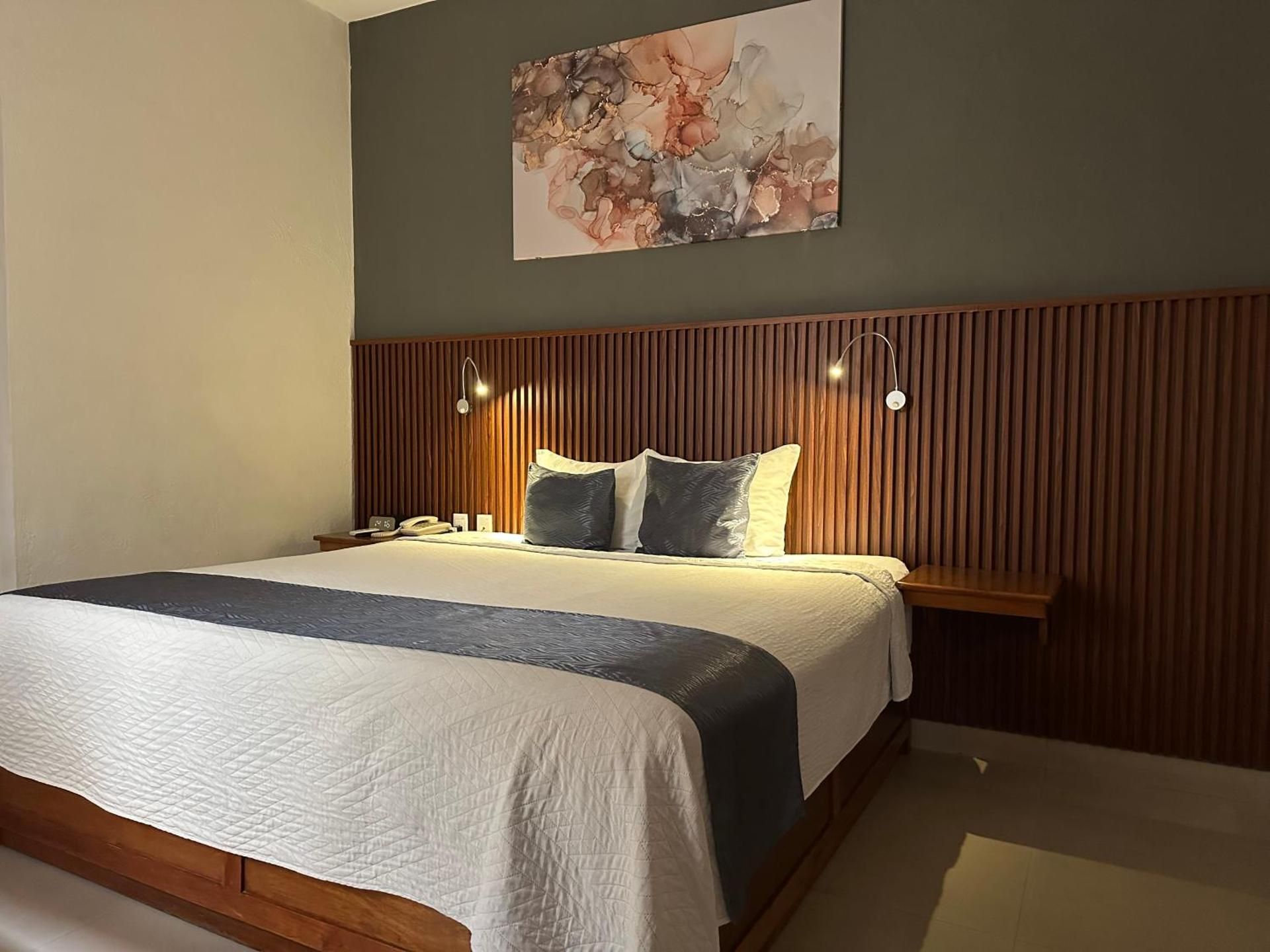 Queen Room