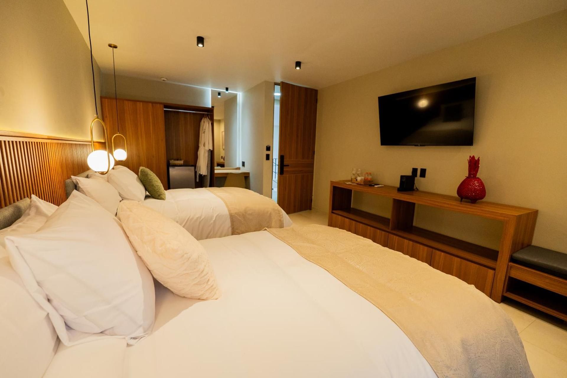 Casa Mia Hotel Boutique Deluxe Junior Suite 2