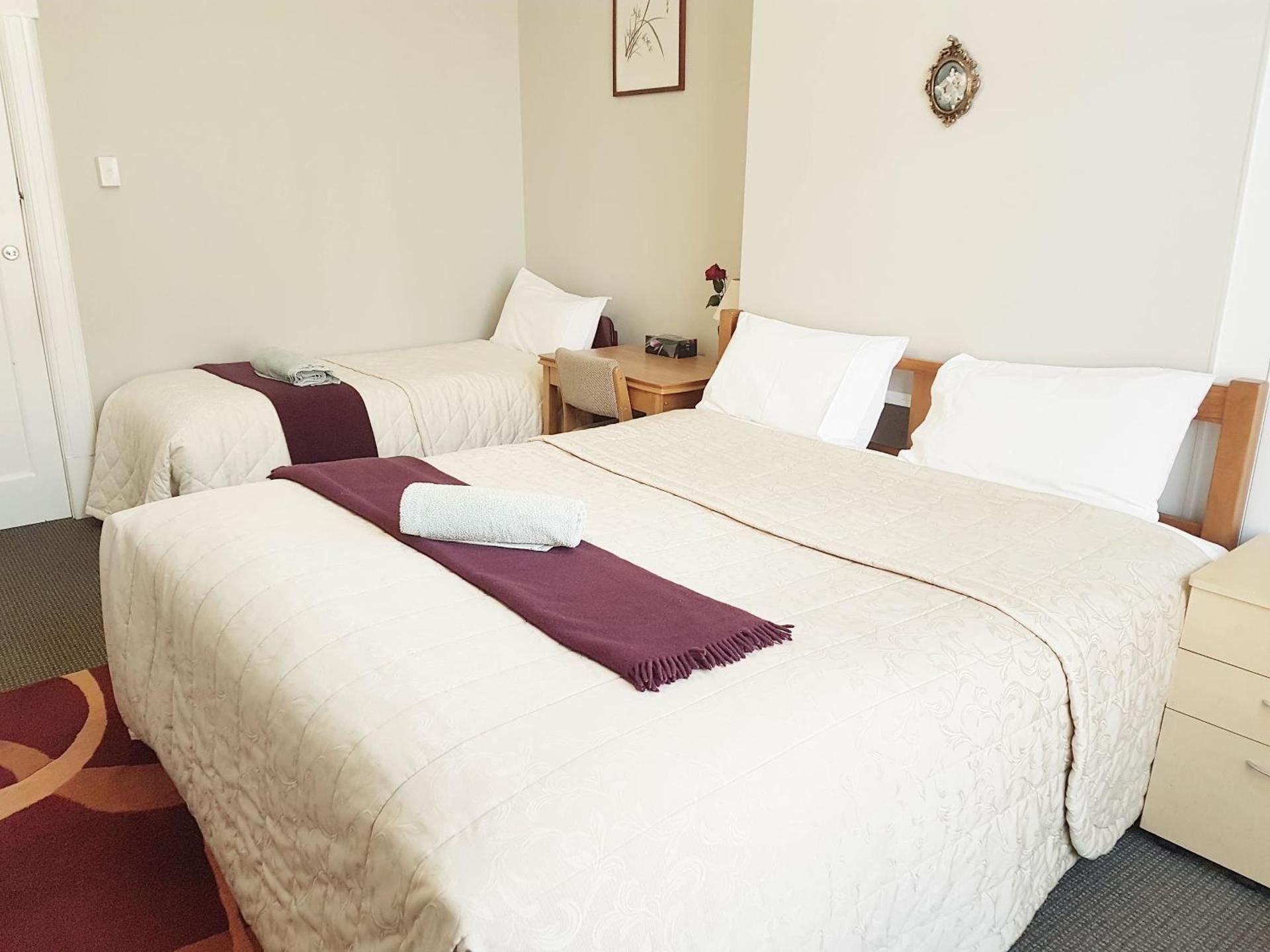 Triple Room with Shared Bathroom