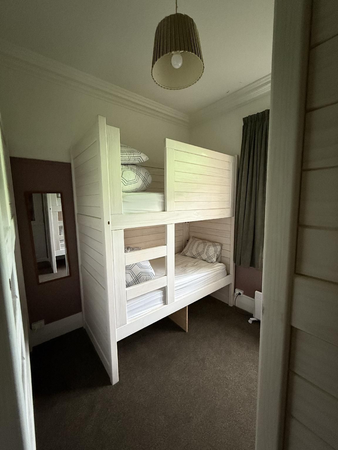 1 Person in 6-Bed Deluxe Dormitory - Female Only