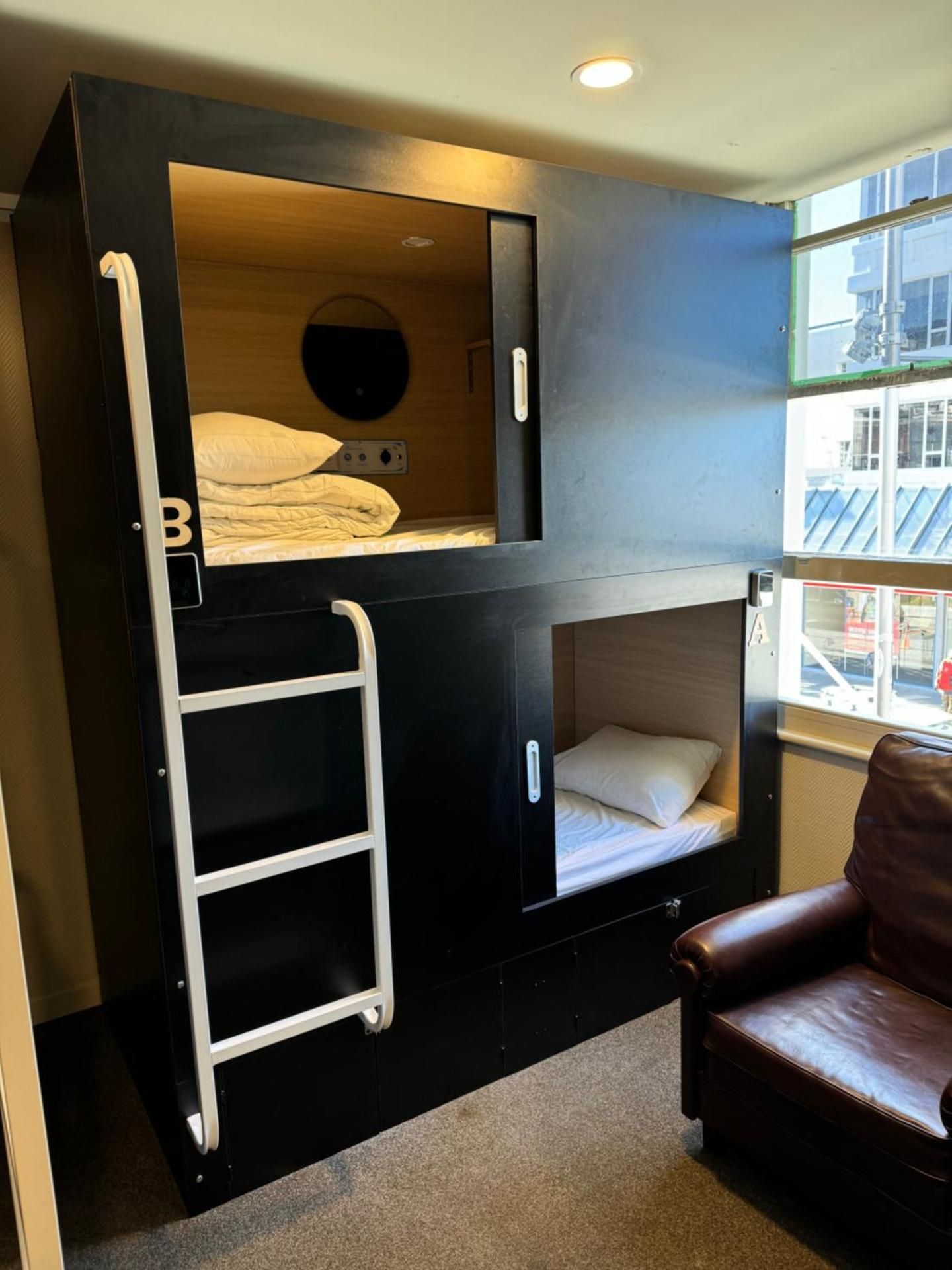 UpTown Backpackers Pod Room 2