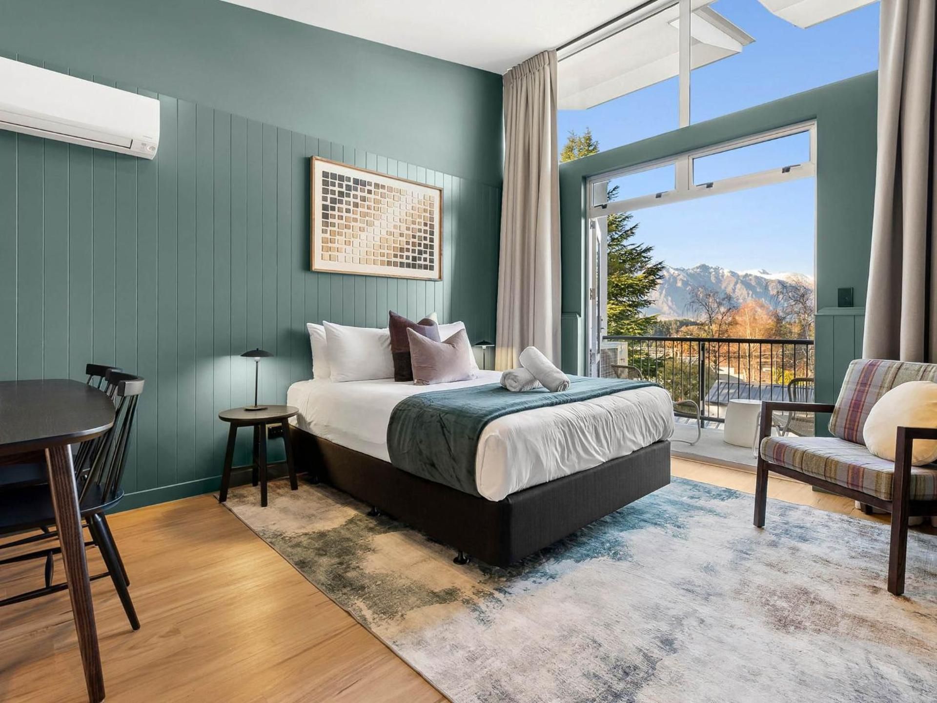 1 Bedroom Superior