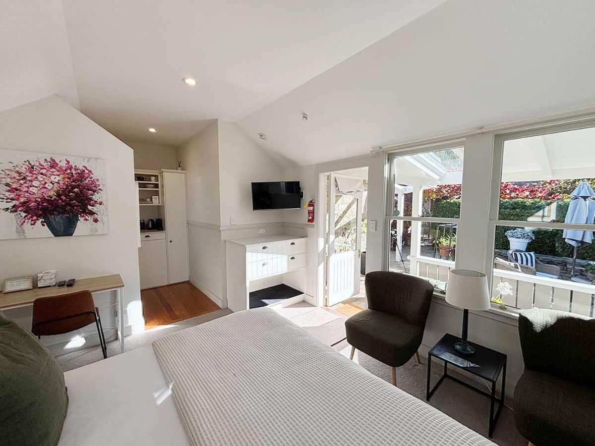 Deluxe Double Room - Rosie's