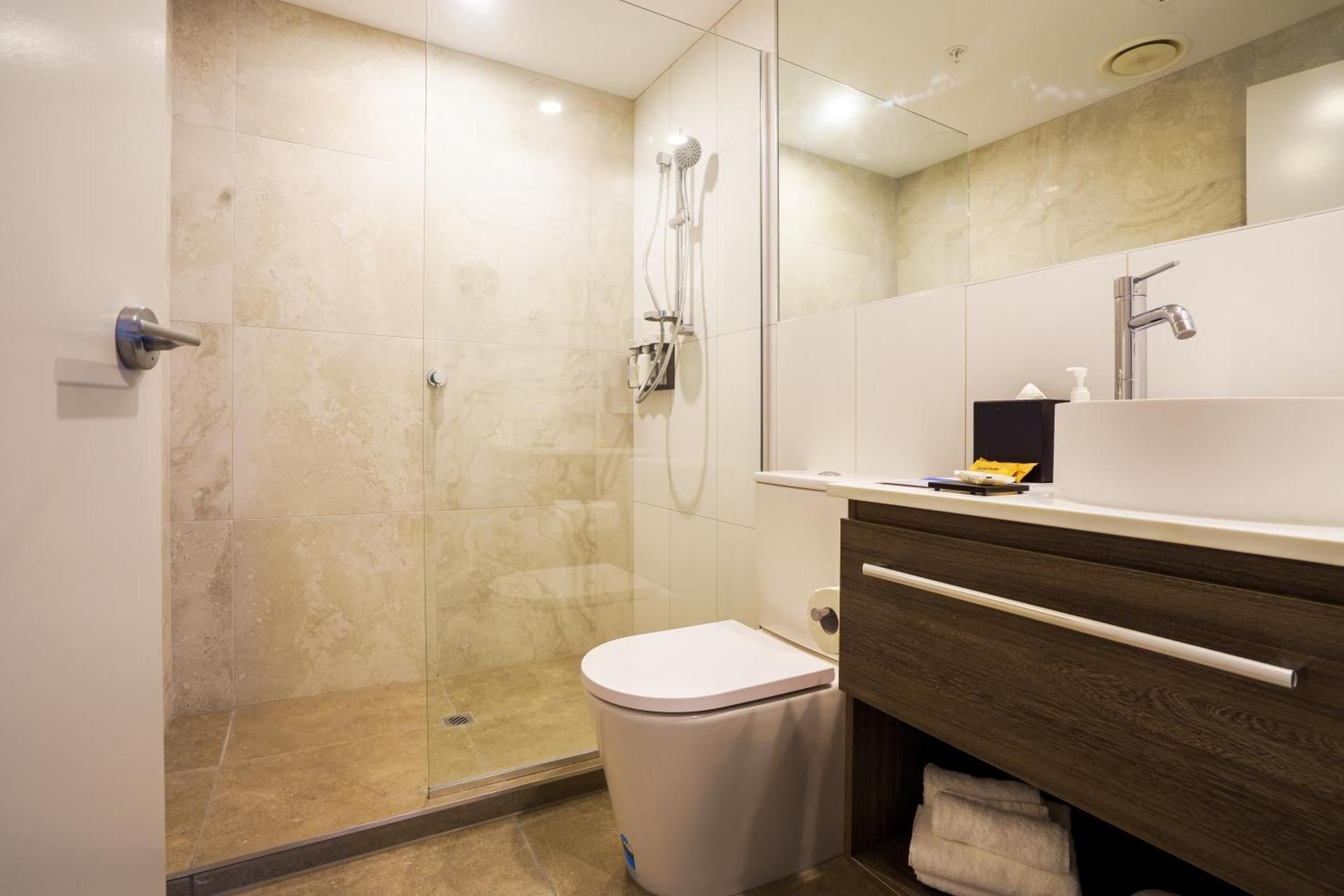 Studio 2 Single Beds