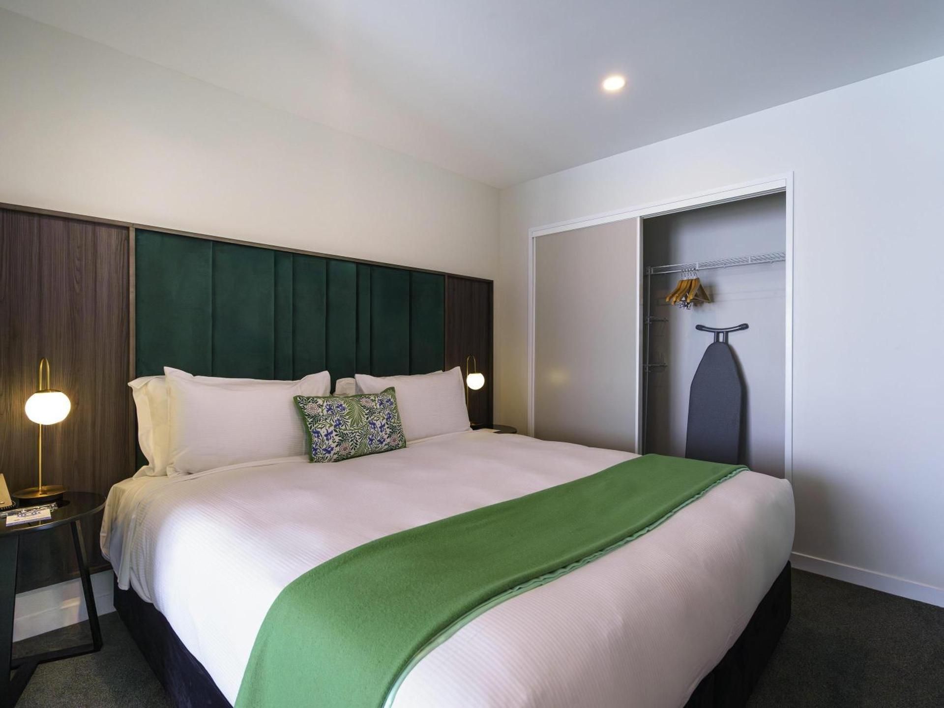 Standard 1 Bedroom 1 King Bed