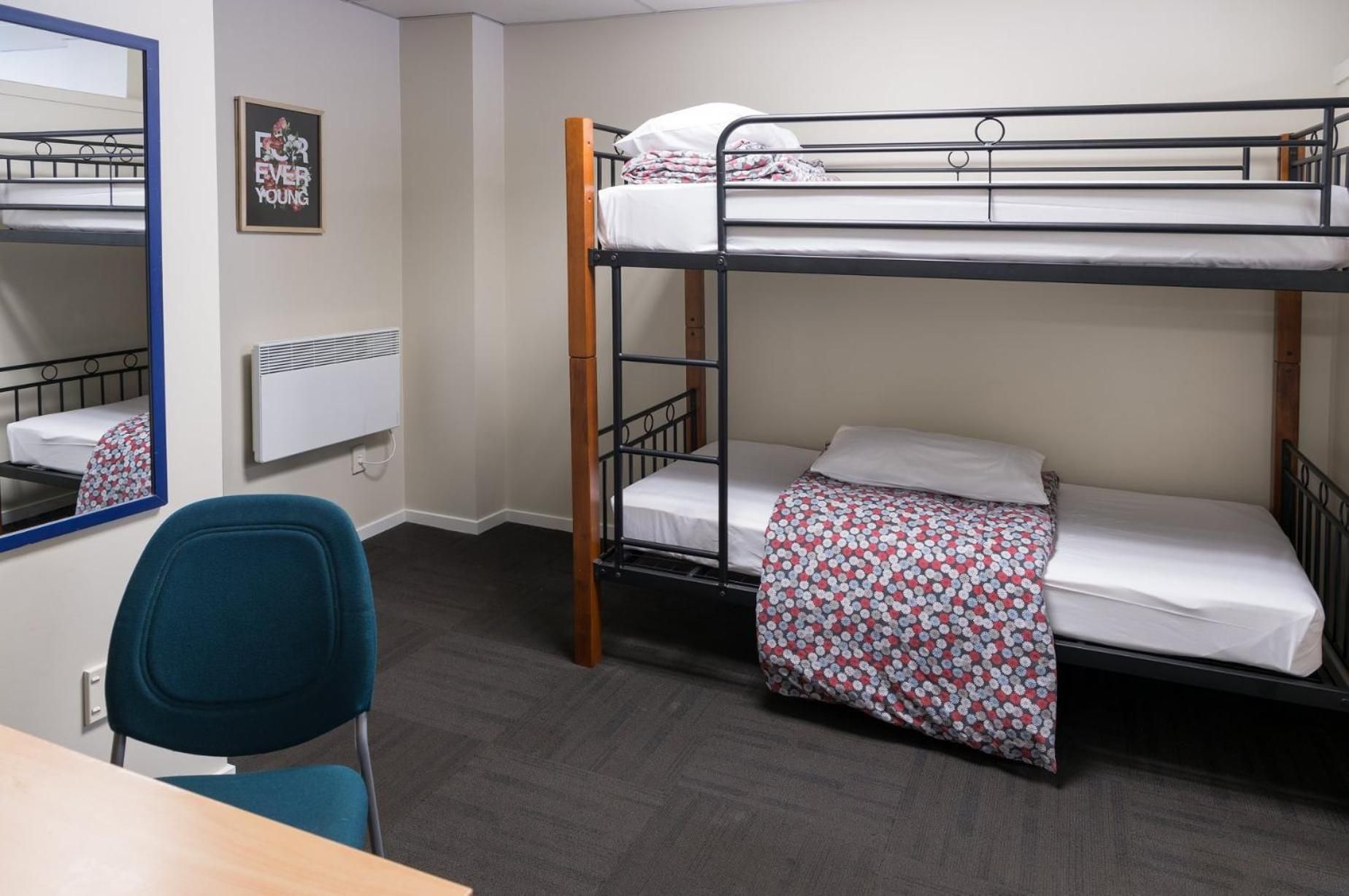 Mixed Dormitory Room