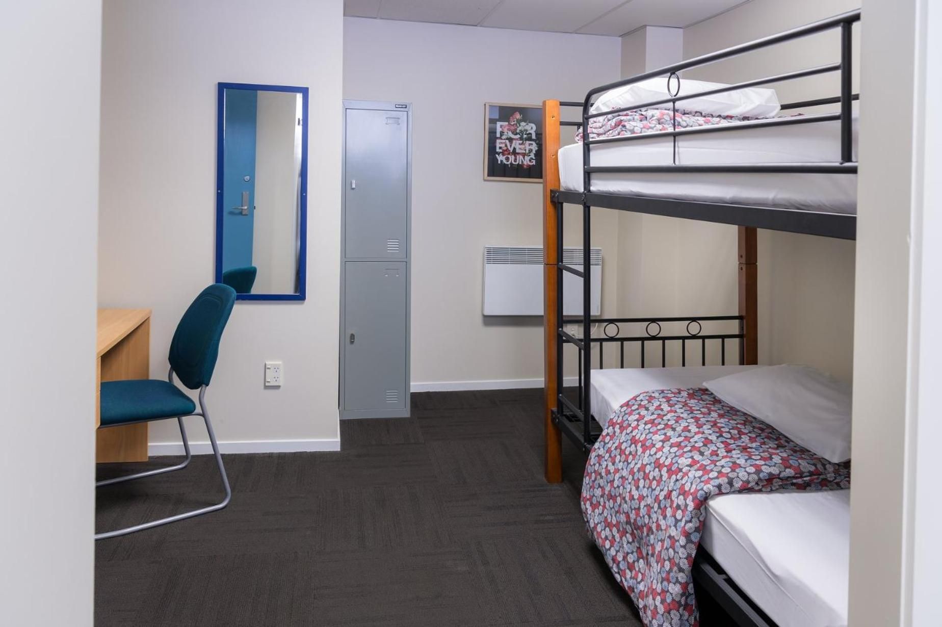 Mixed Dormitory Room