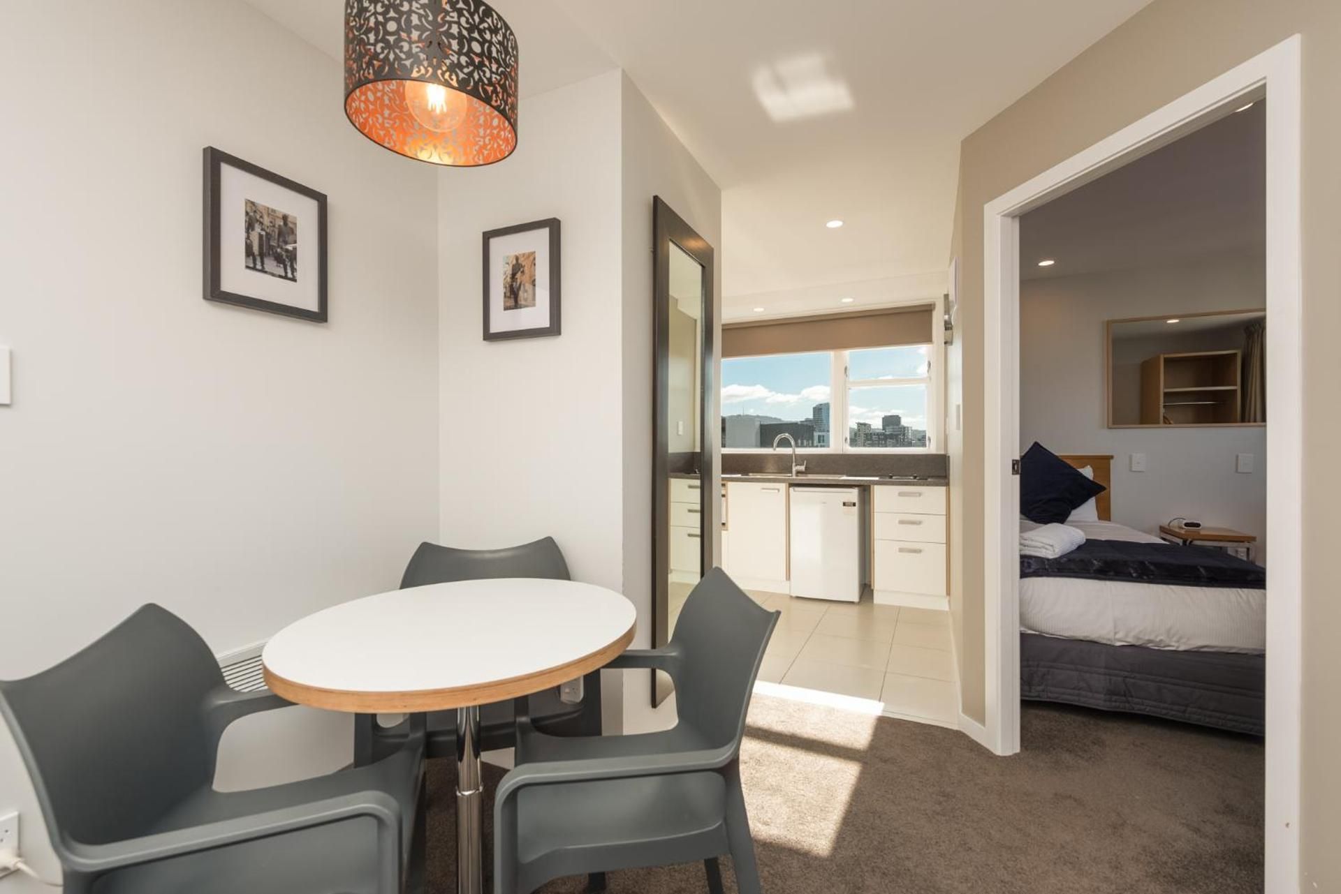 Superior One Bedroom Apartment