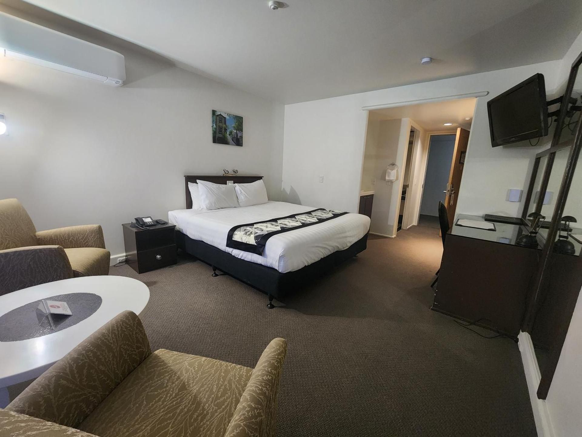 Deluxe Queen Room - Accessible