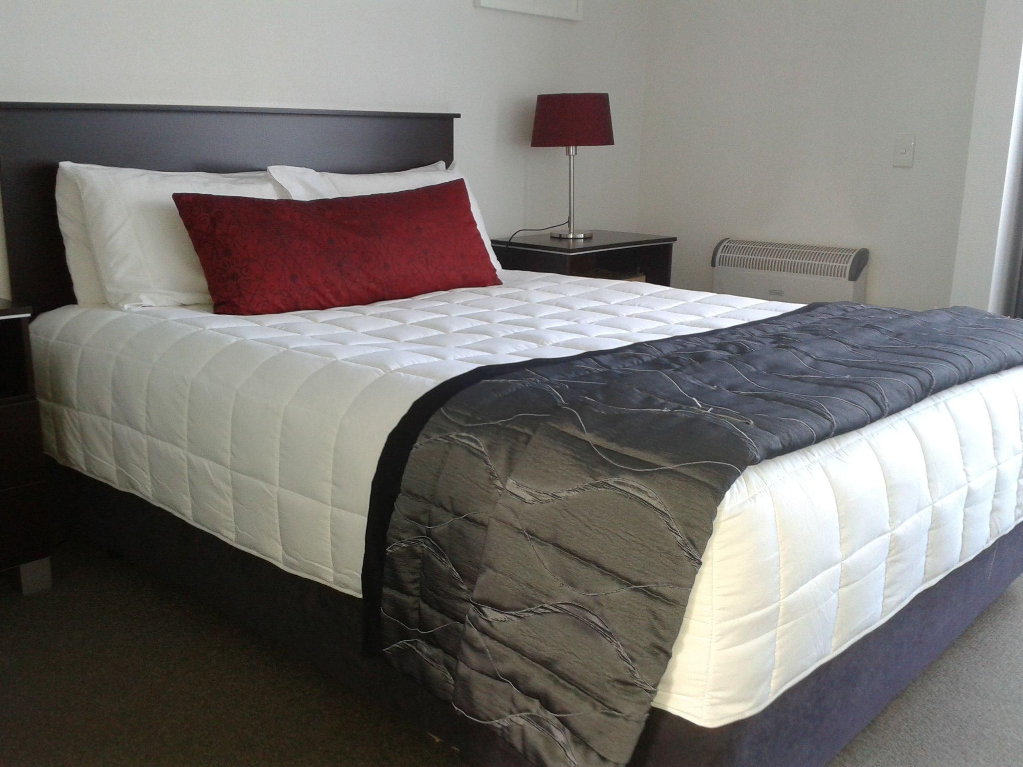 83 By the Sea Motor Lodge Harbour View Studio