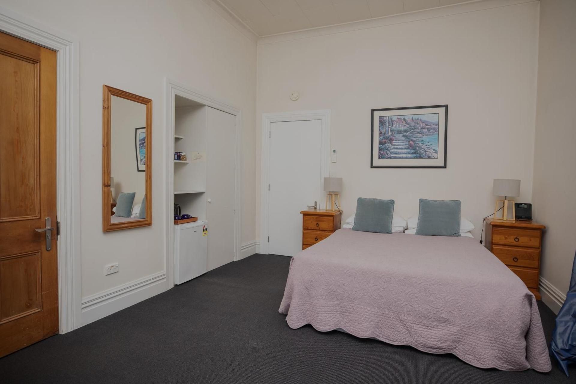 Budget Double Room - Gatehouse Veranda Room