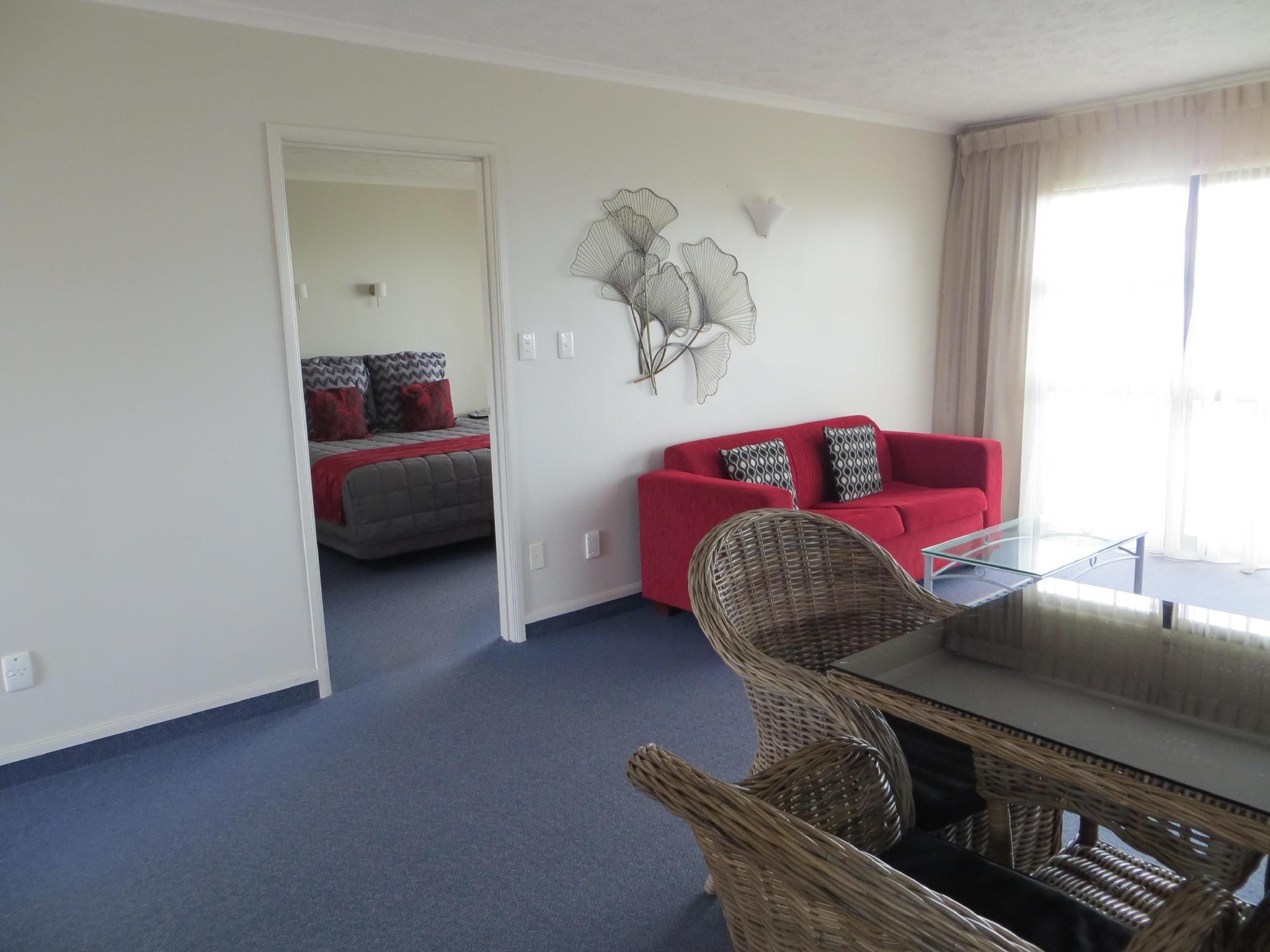 Harbour View Seaside Accommodation Napier Executive Suite with Sea View 2