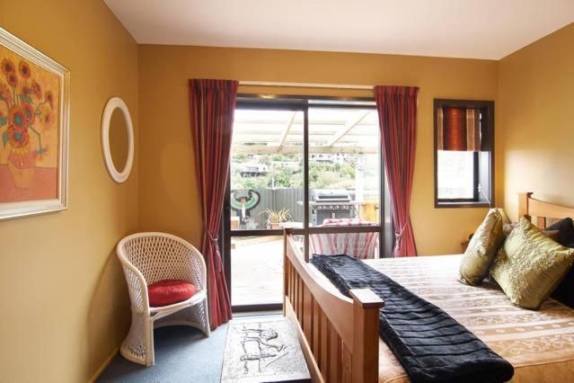 Queen Room with Garden View