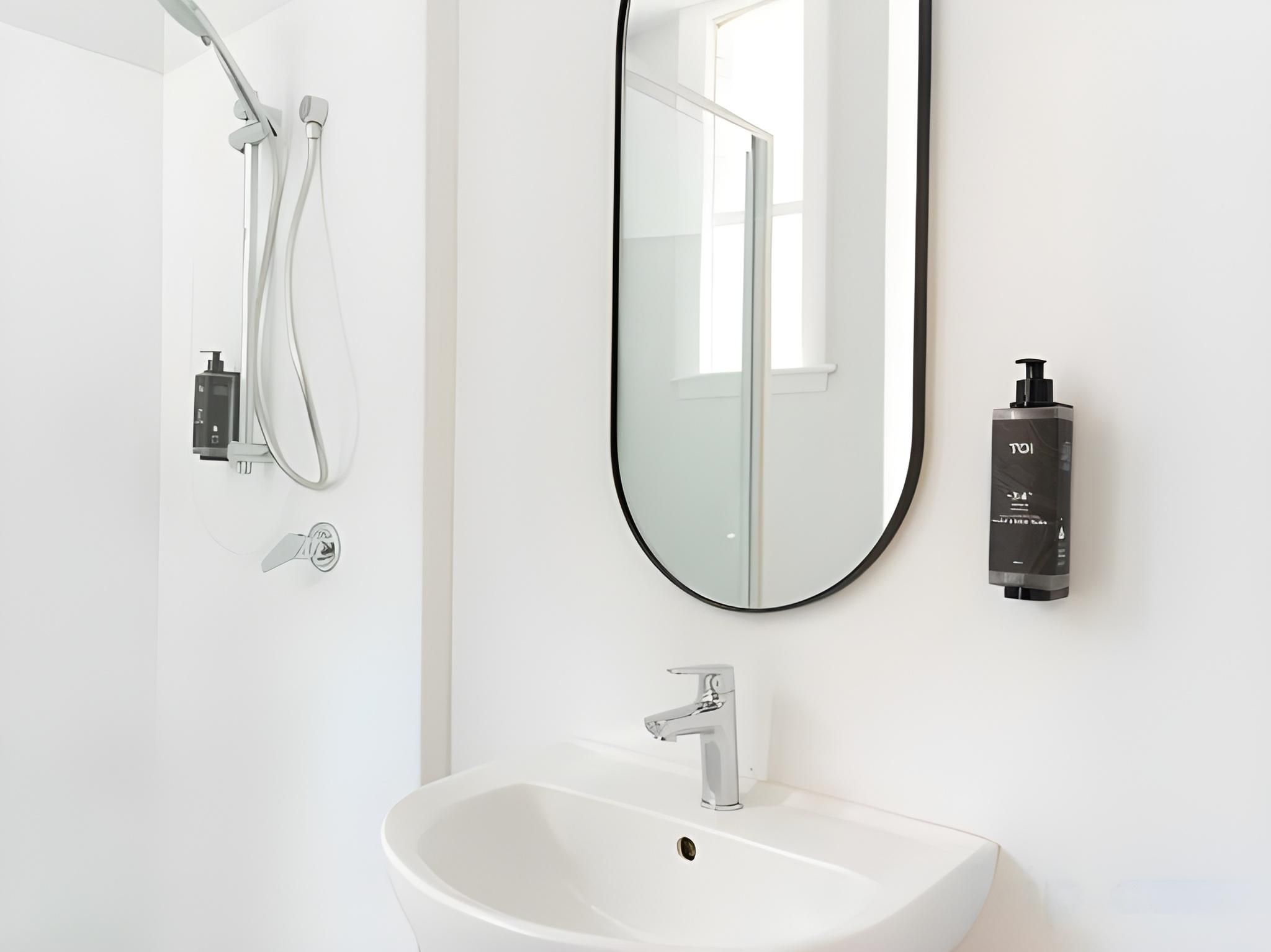 Haka House Christchurch King Room 3