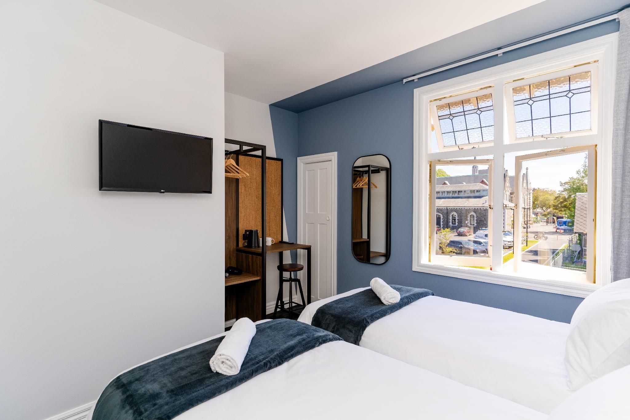 Haka House Christchurch Twin En-suite