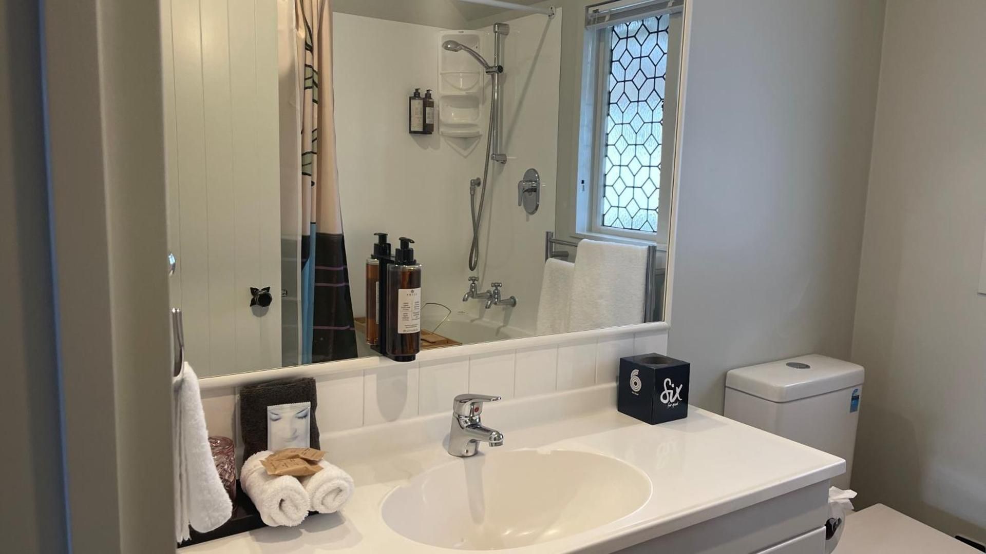 One Bedroom Apartment