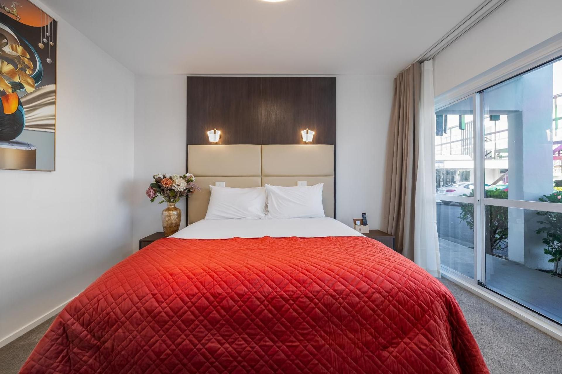 Family Two-Bedroom Apartment with View