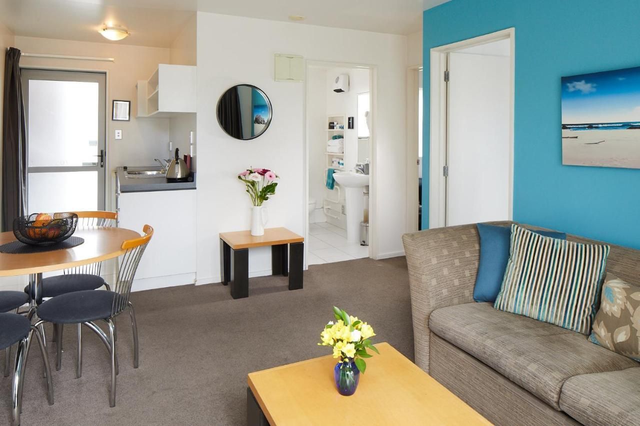 2-Bedroom Suite