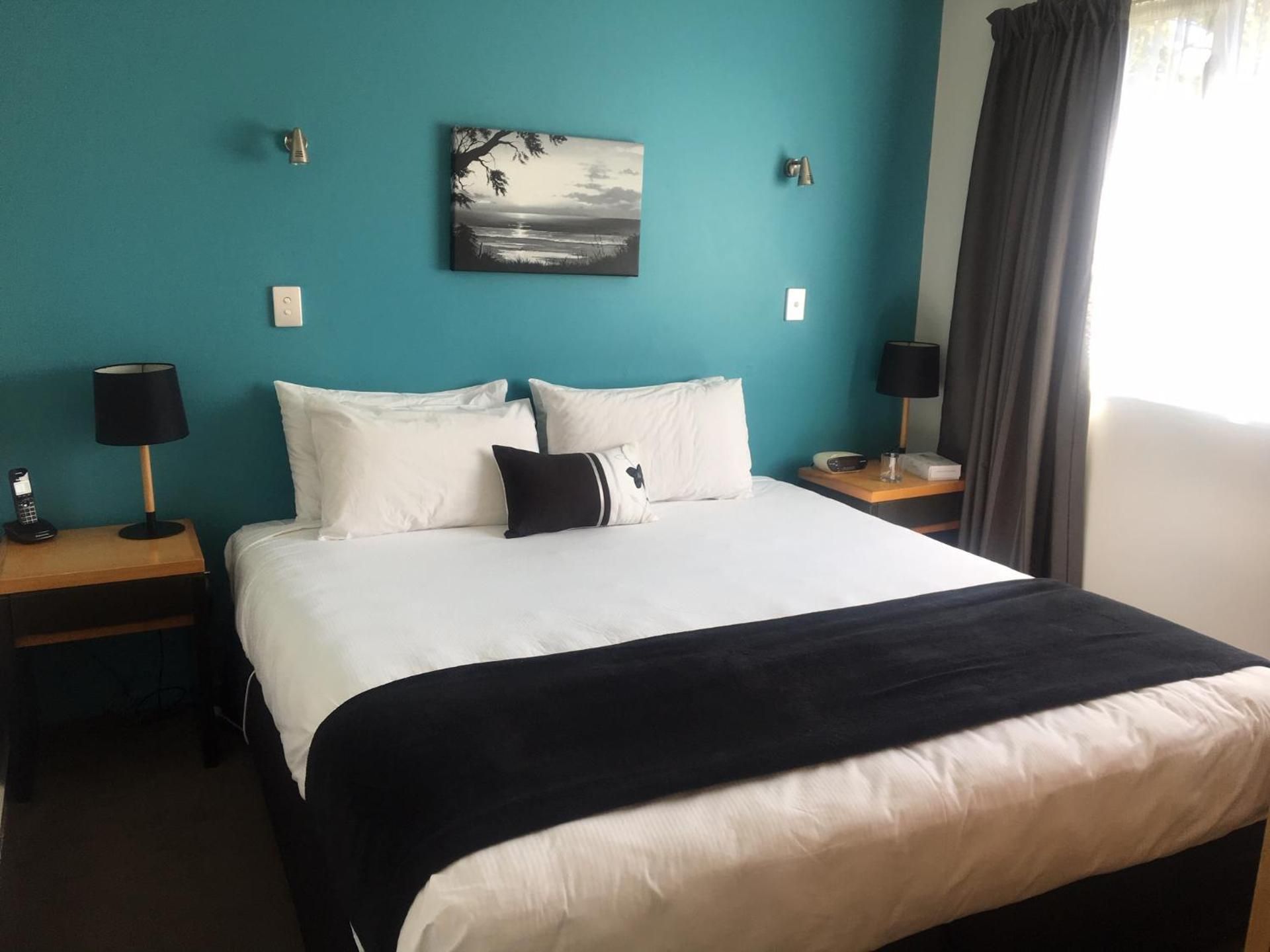 Two-Bedroom Suite with Spa Bath