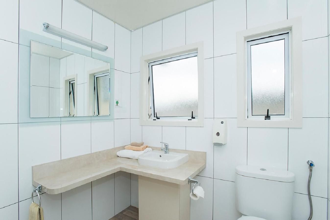 Ahikaa Gisborne Motel One-Bedroom Apartment with Garden View