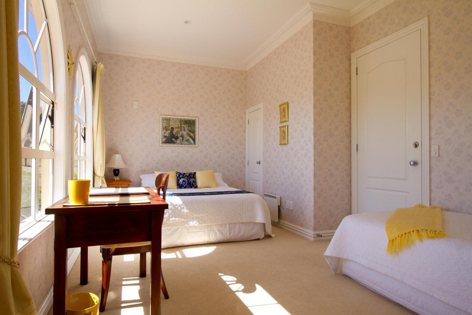 Triple Room with Shared Bathroom