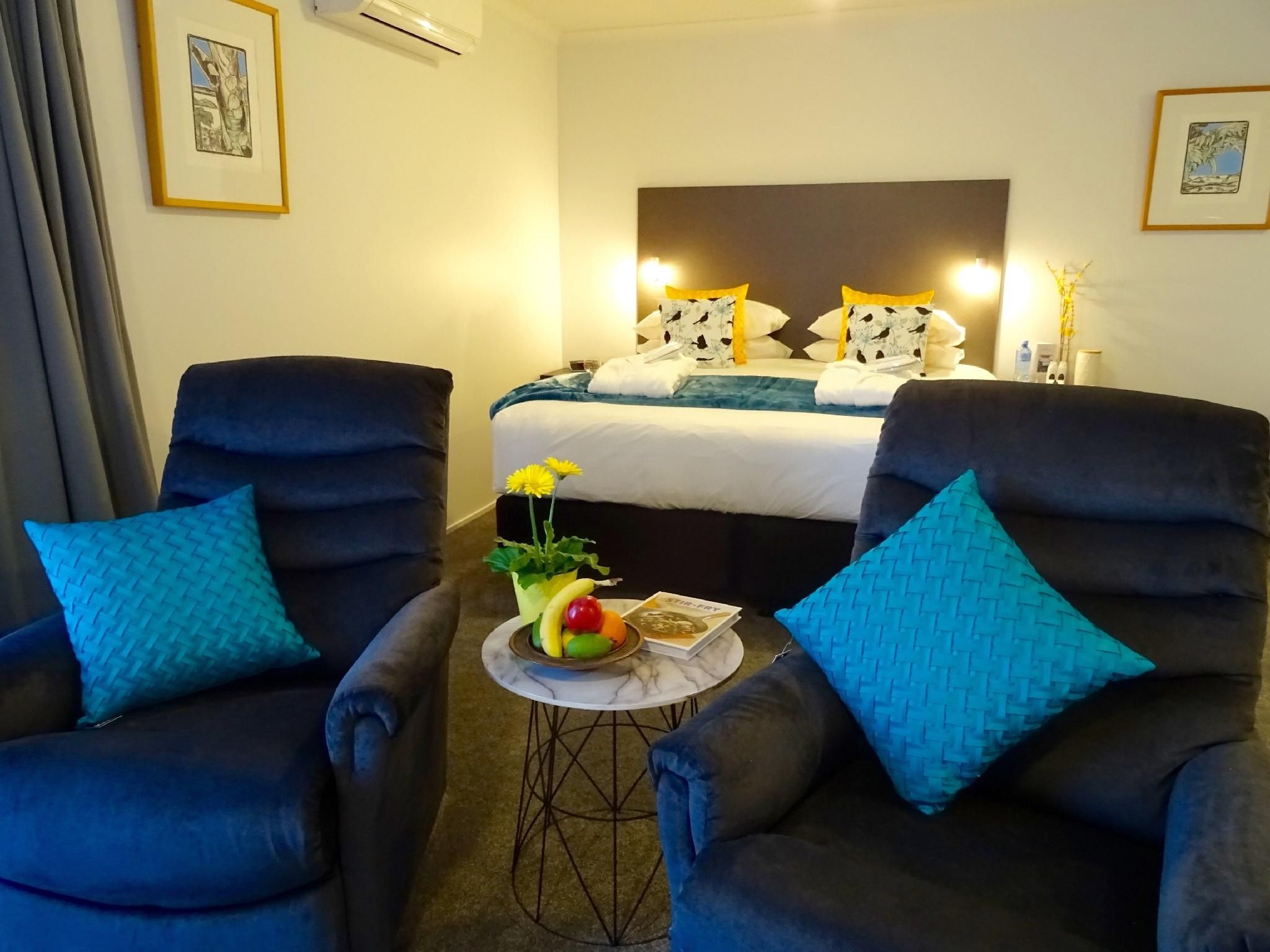 Deluxe Suite