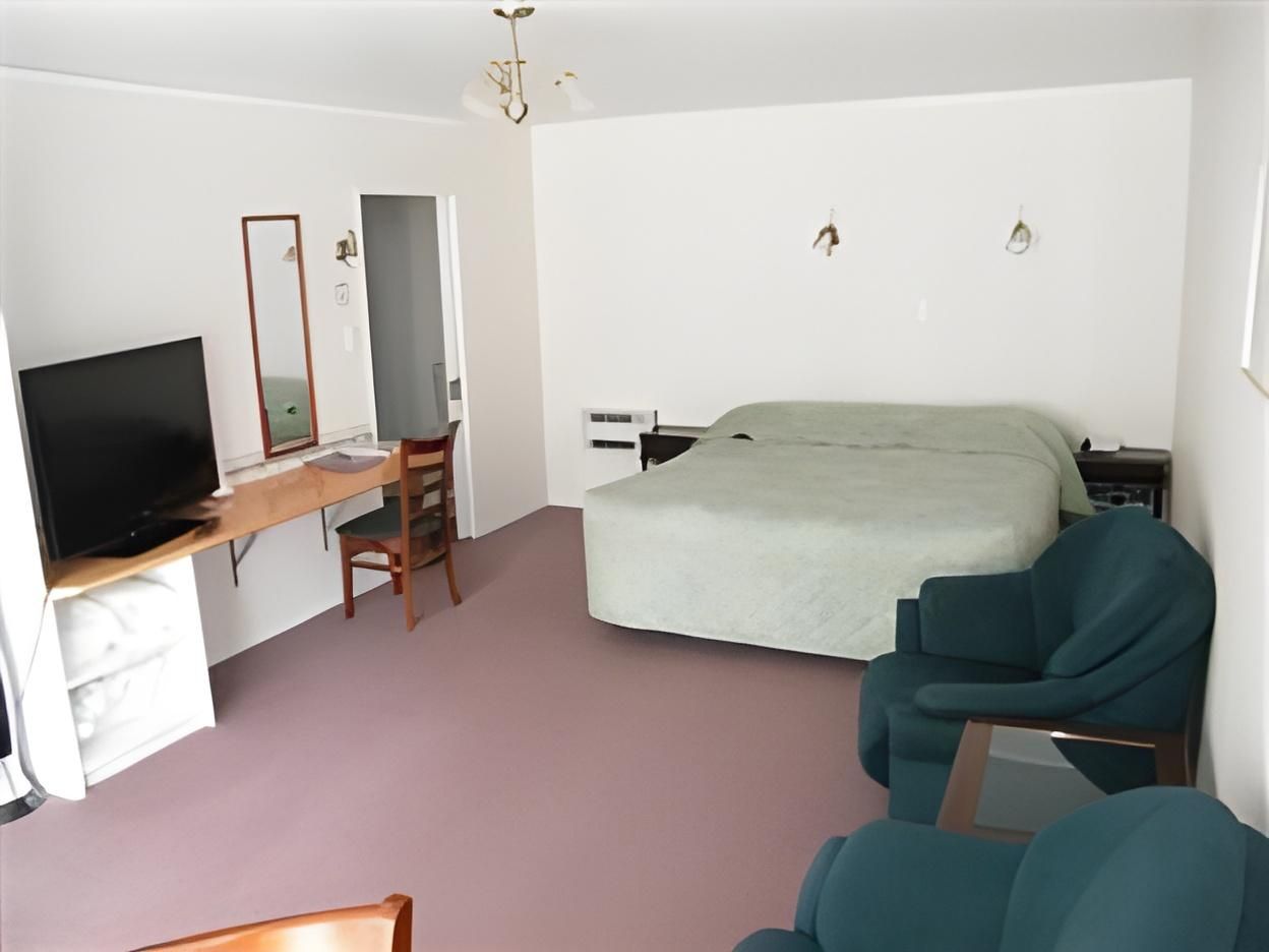 Studio Unit