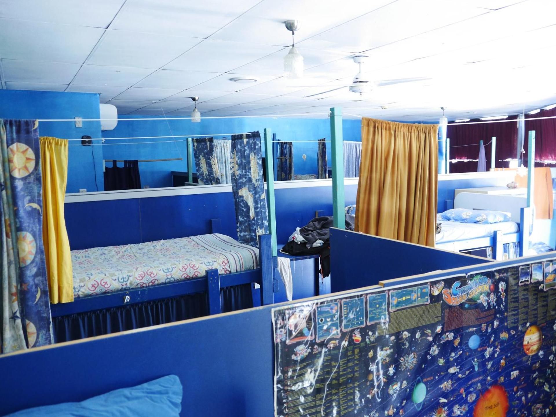 Single Bed in Mixed Dormitory Room