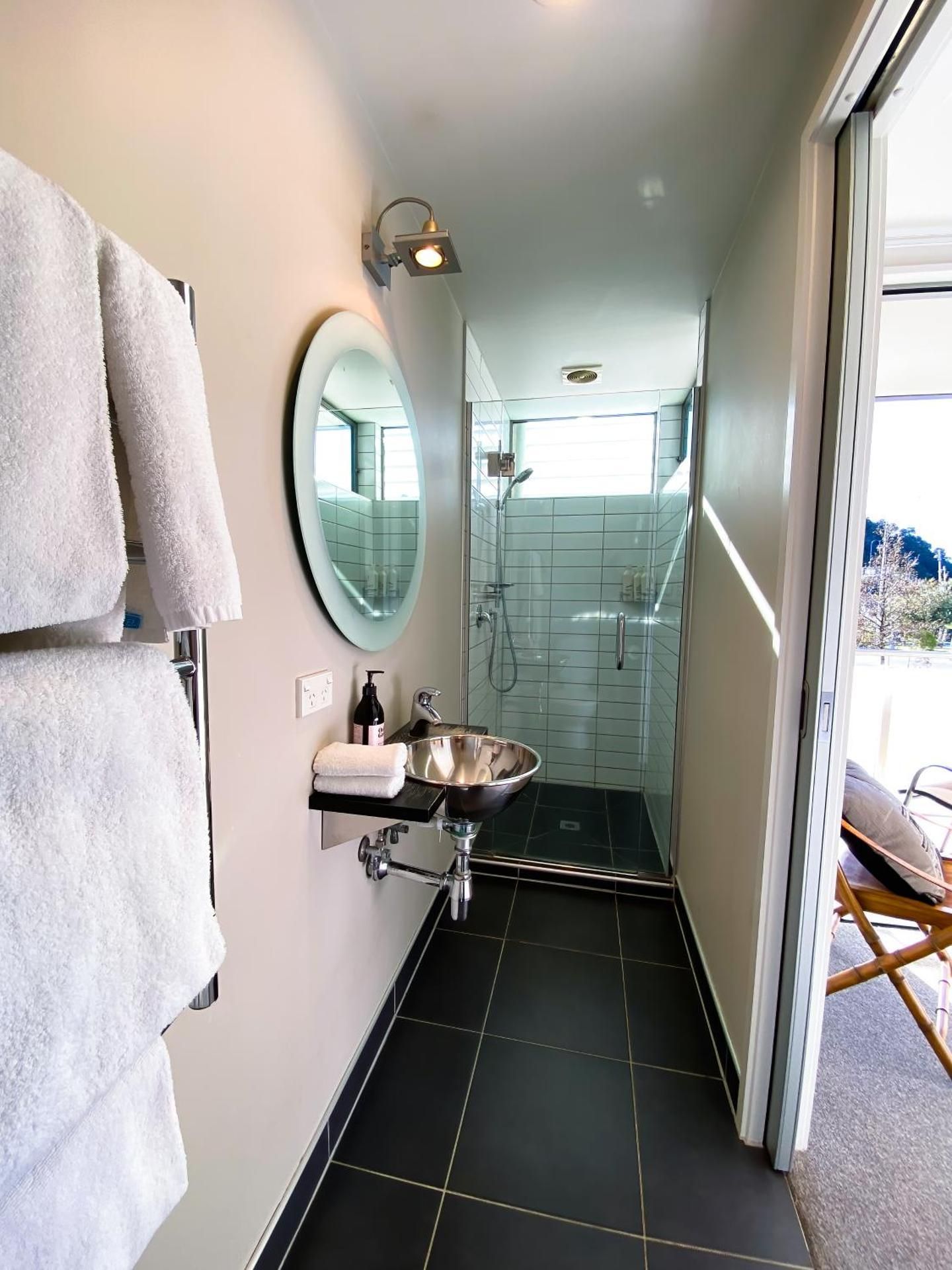 Dockside/Moorings - 2 Bedroom Apartment (Sleeps 6)