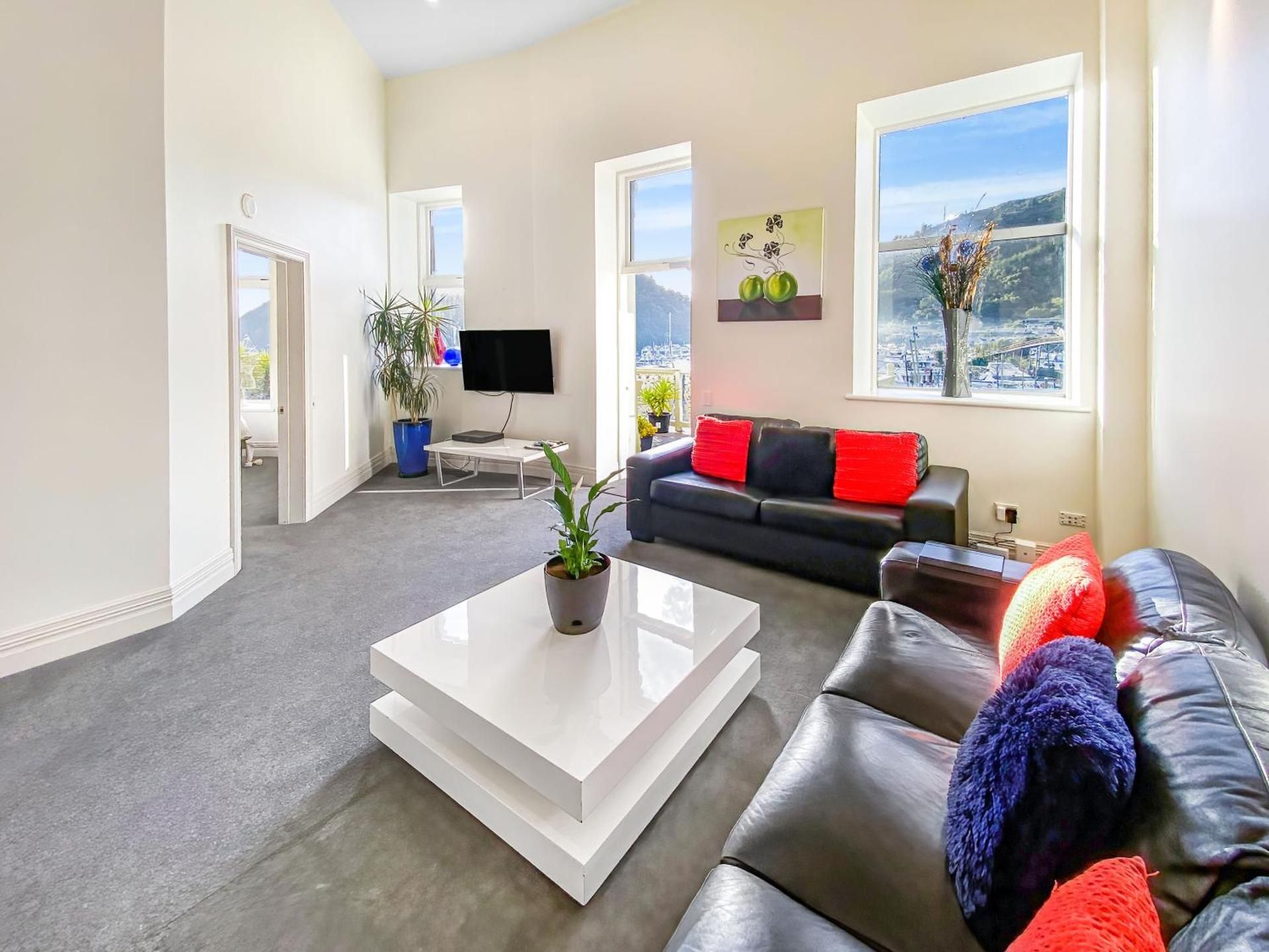 Oxleys 202 - 2 Bedroom Family Apartment (Sleeps 9)