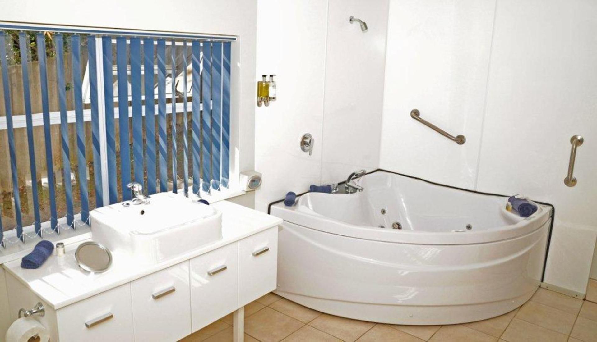 Aldan Lodge Motel 2 Bedroom Apartment 2