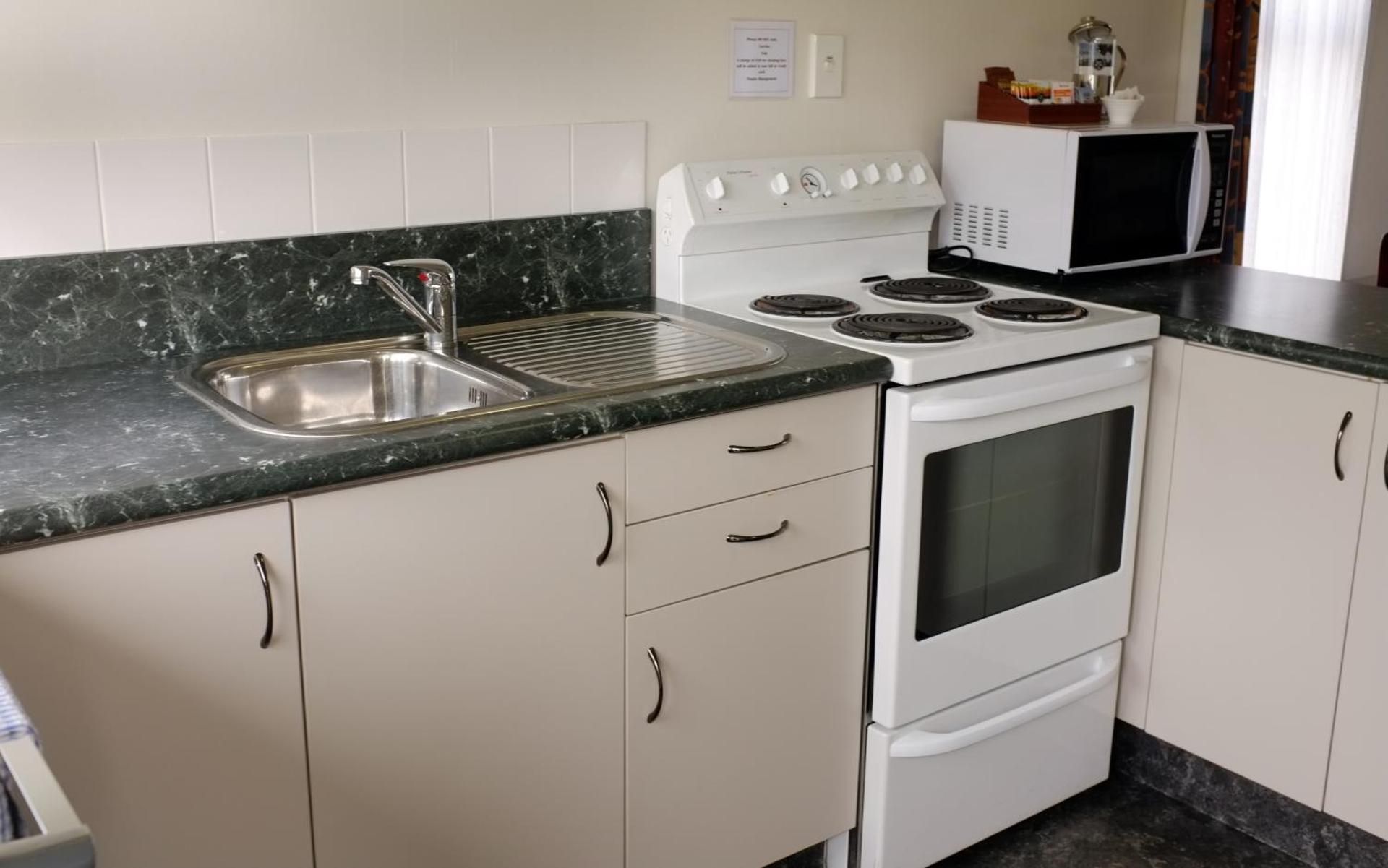 Westport Motels Cottage 2