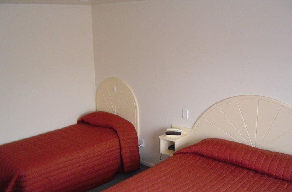 Valdez Motor Lodge Standard Suite, 2 Bedrooms (Unit) 5